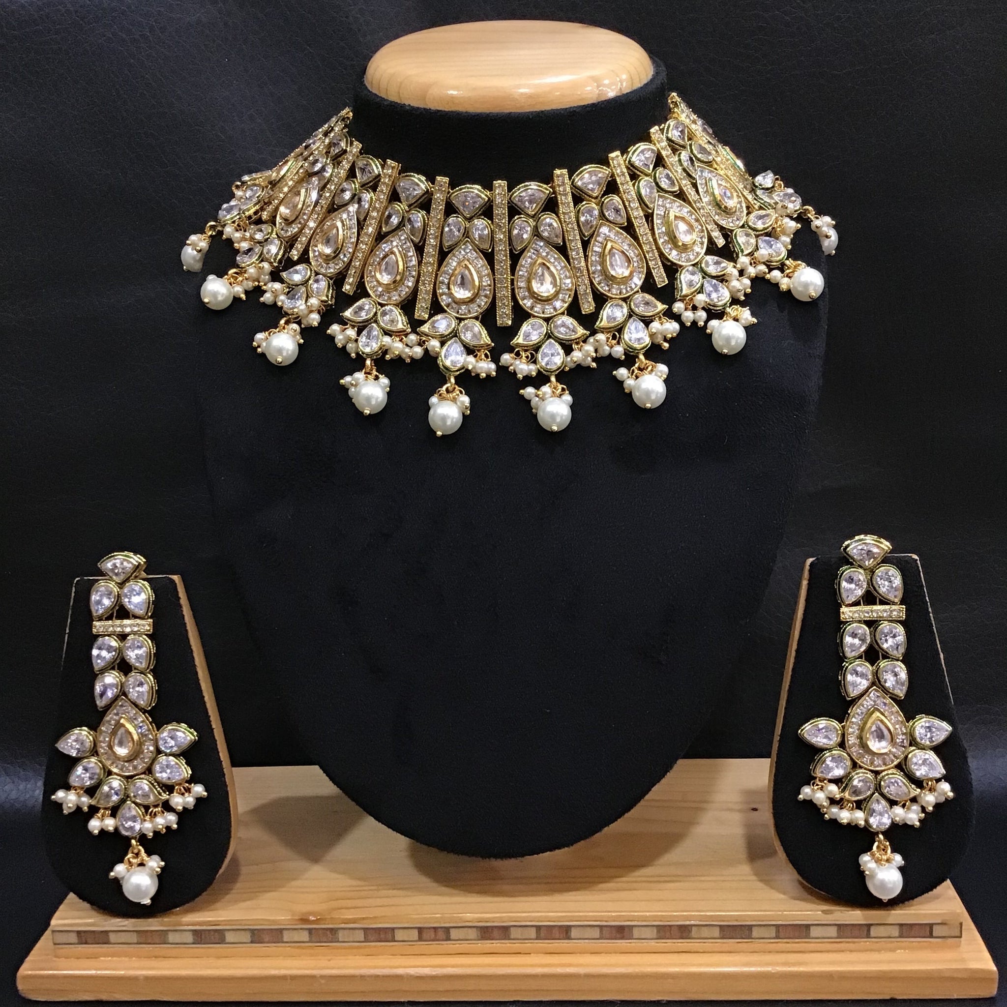 White Polki Necklace Set