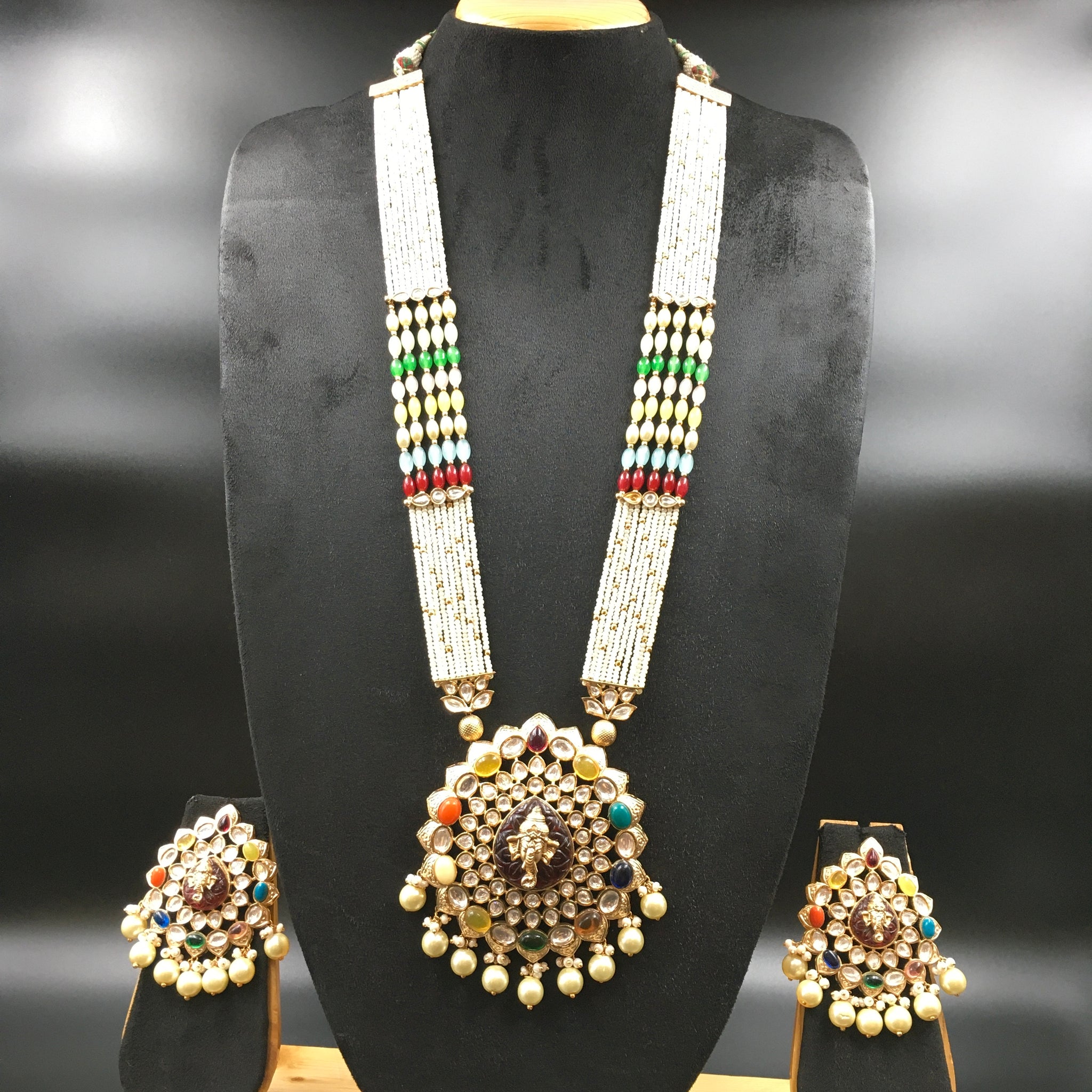 Heavy Kundan Pendant Set 5498-34