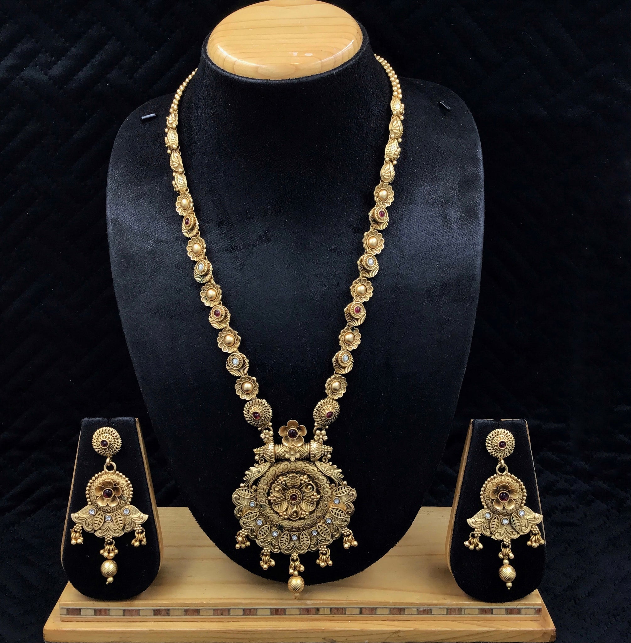 Long Neck Antique Necklace Set 5467-84