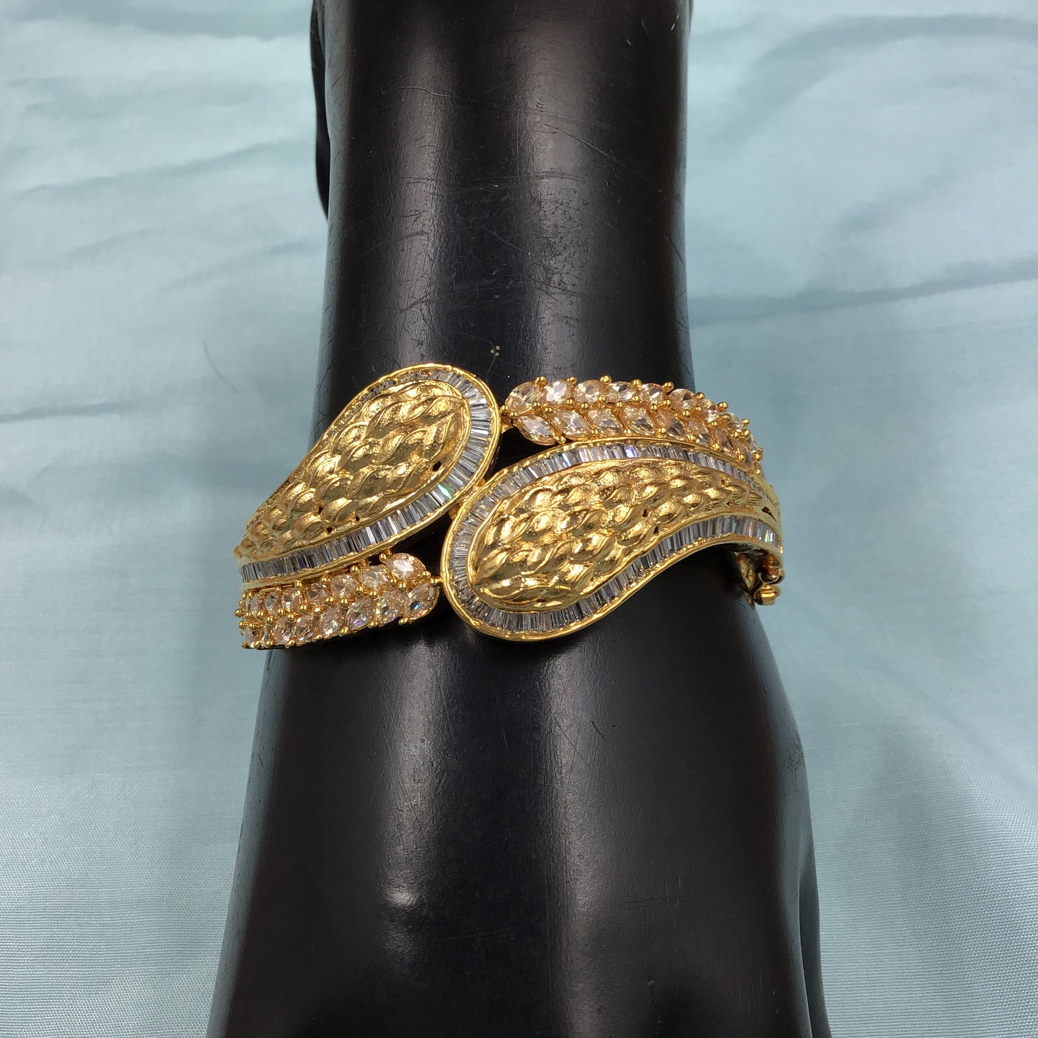 Matte Finish Antique Gold Zircon/AD Bracelet 19604-6787