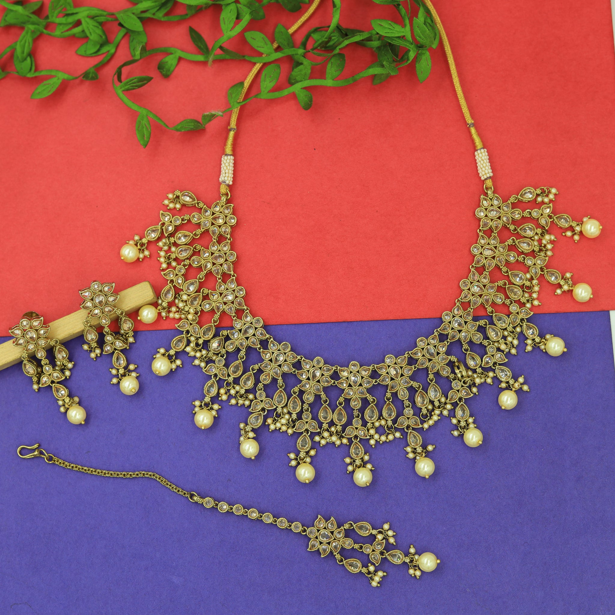 Antique Necklace Set With Pearl Latkan