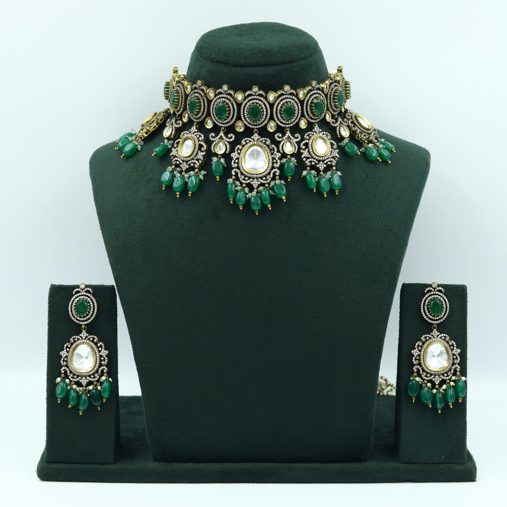 Choker Kundan Necklace Set 10129-4