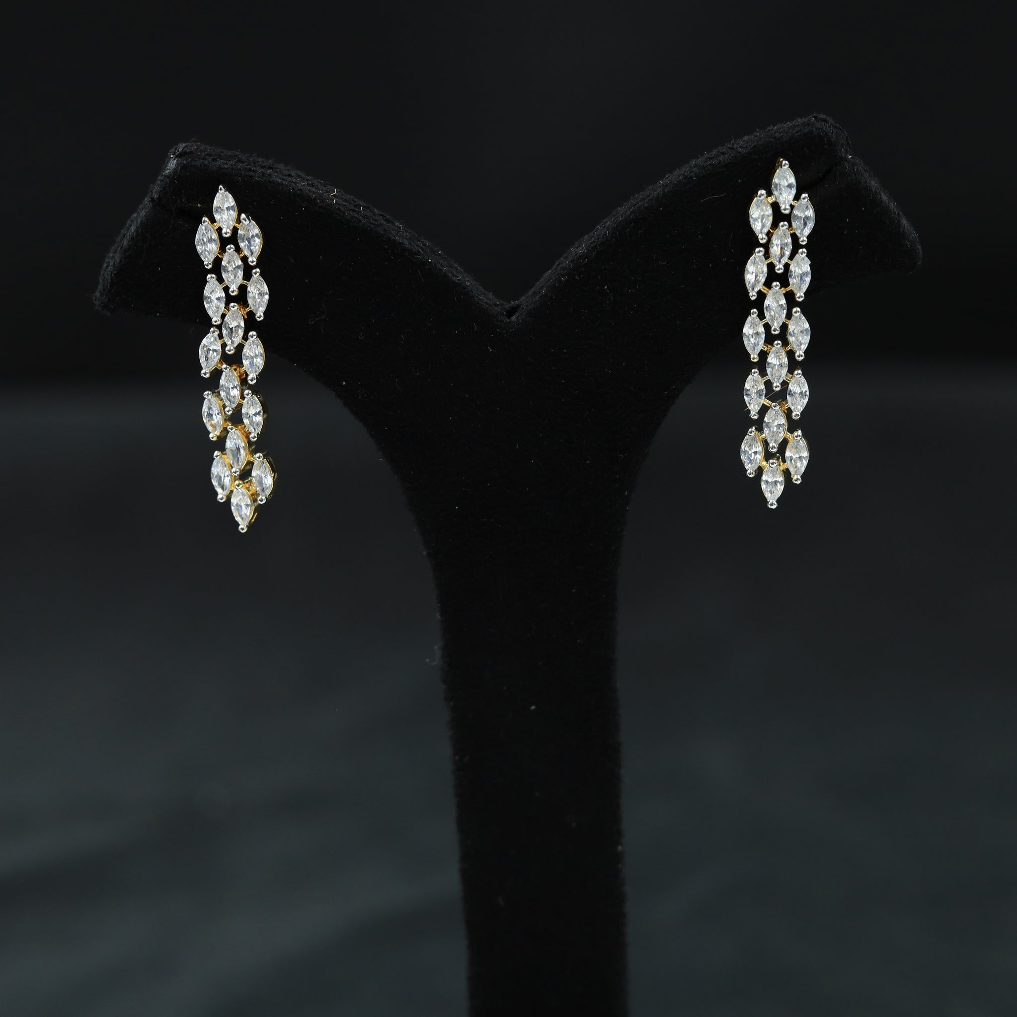 Light Earring Zircon/AD Earring 8598-08