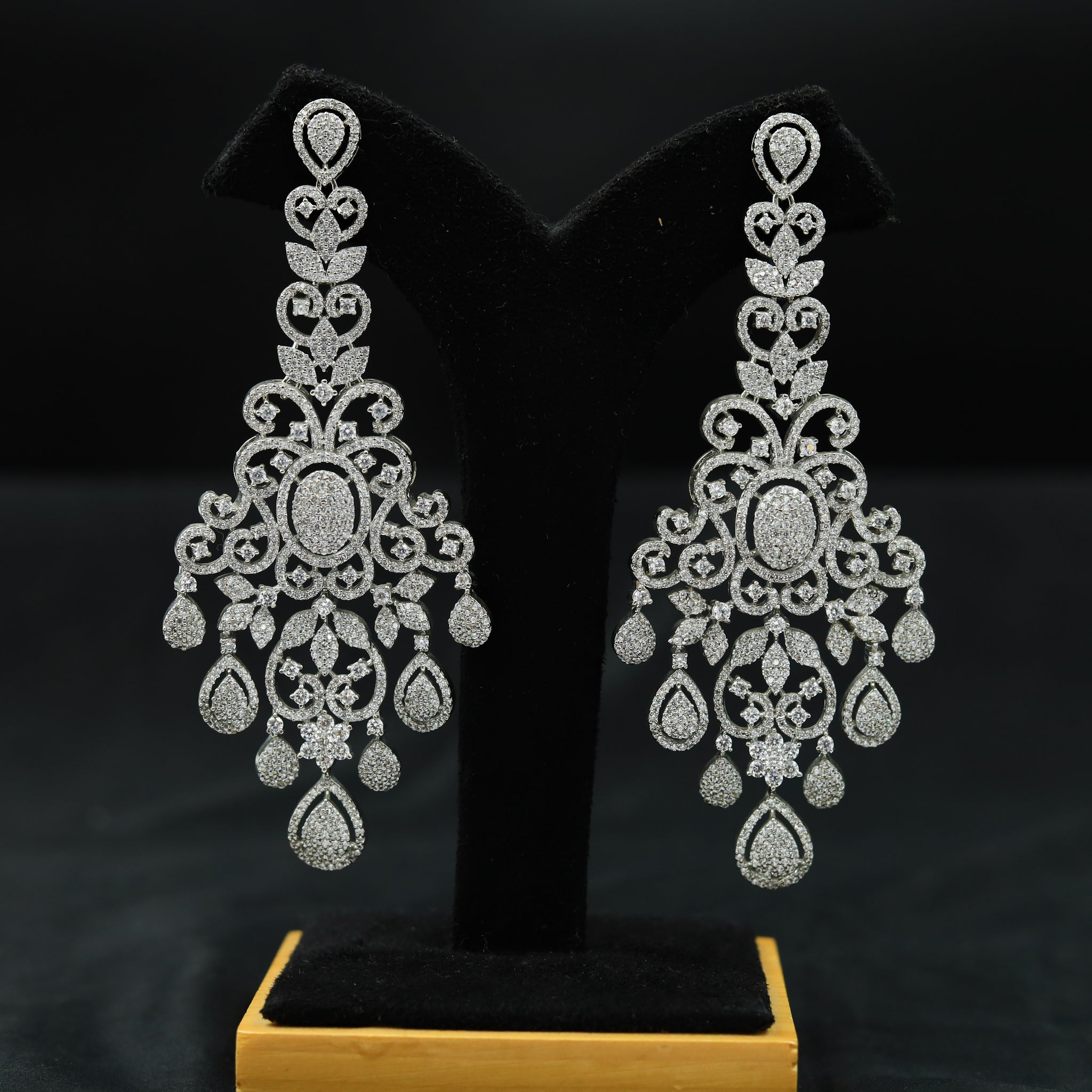 Danglers Zircon/AD Earring 8634-08