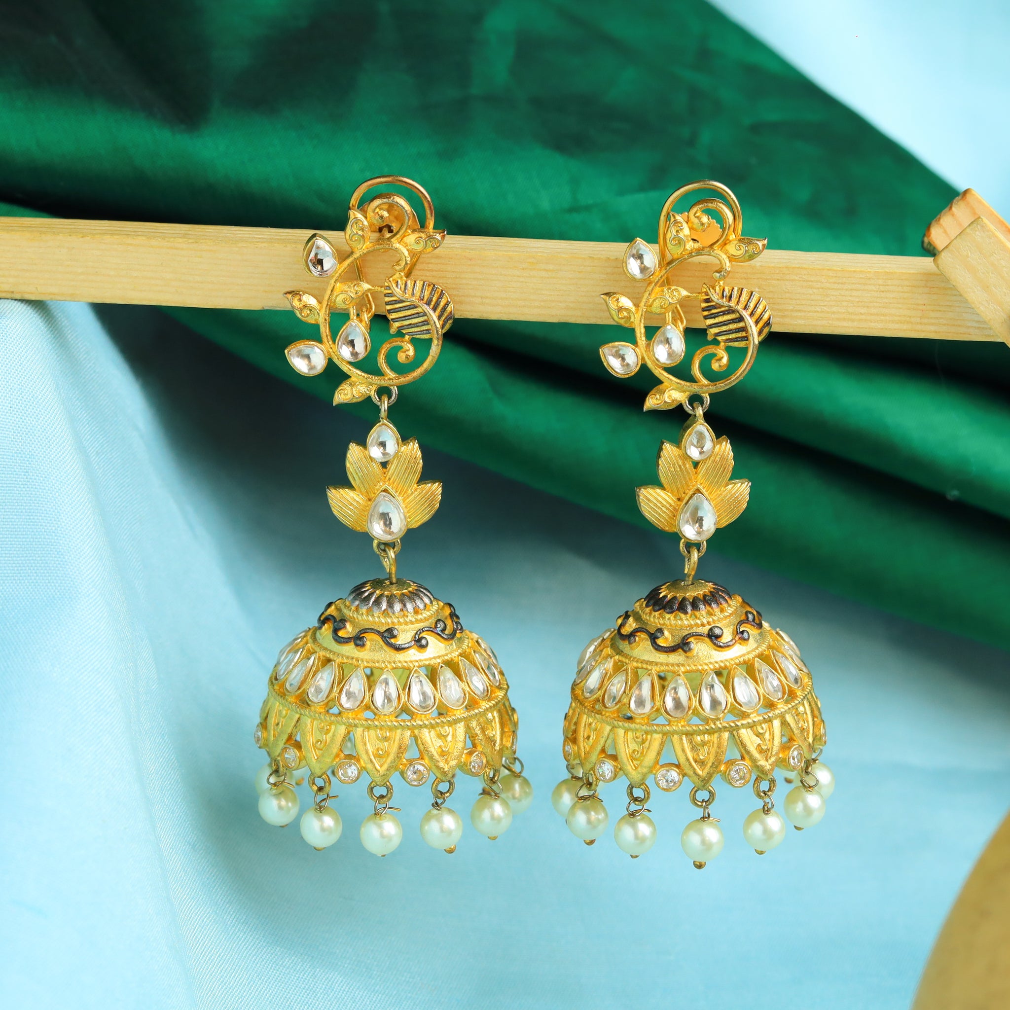 White Antique Kundan Jhumki 5653-9718