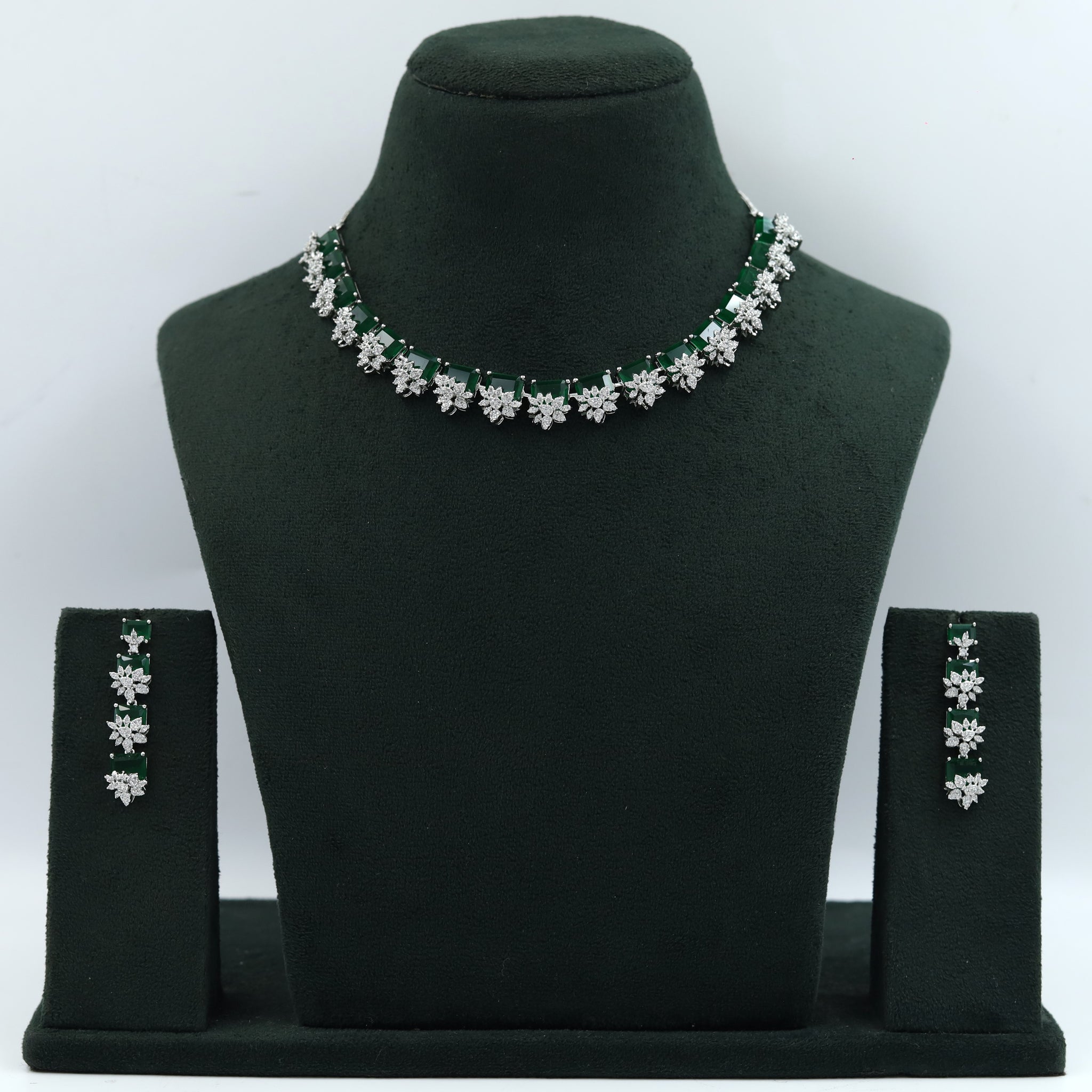 Round Neck Zircon/AD Necklace Set 15343-69