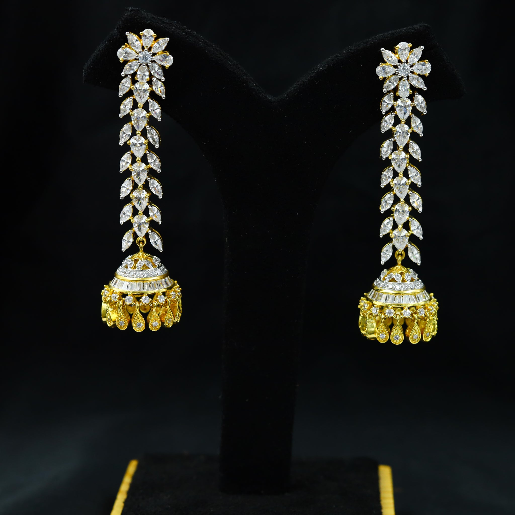 Gold Zircon/AD Earring 9038-3285