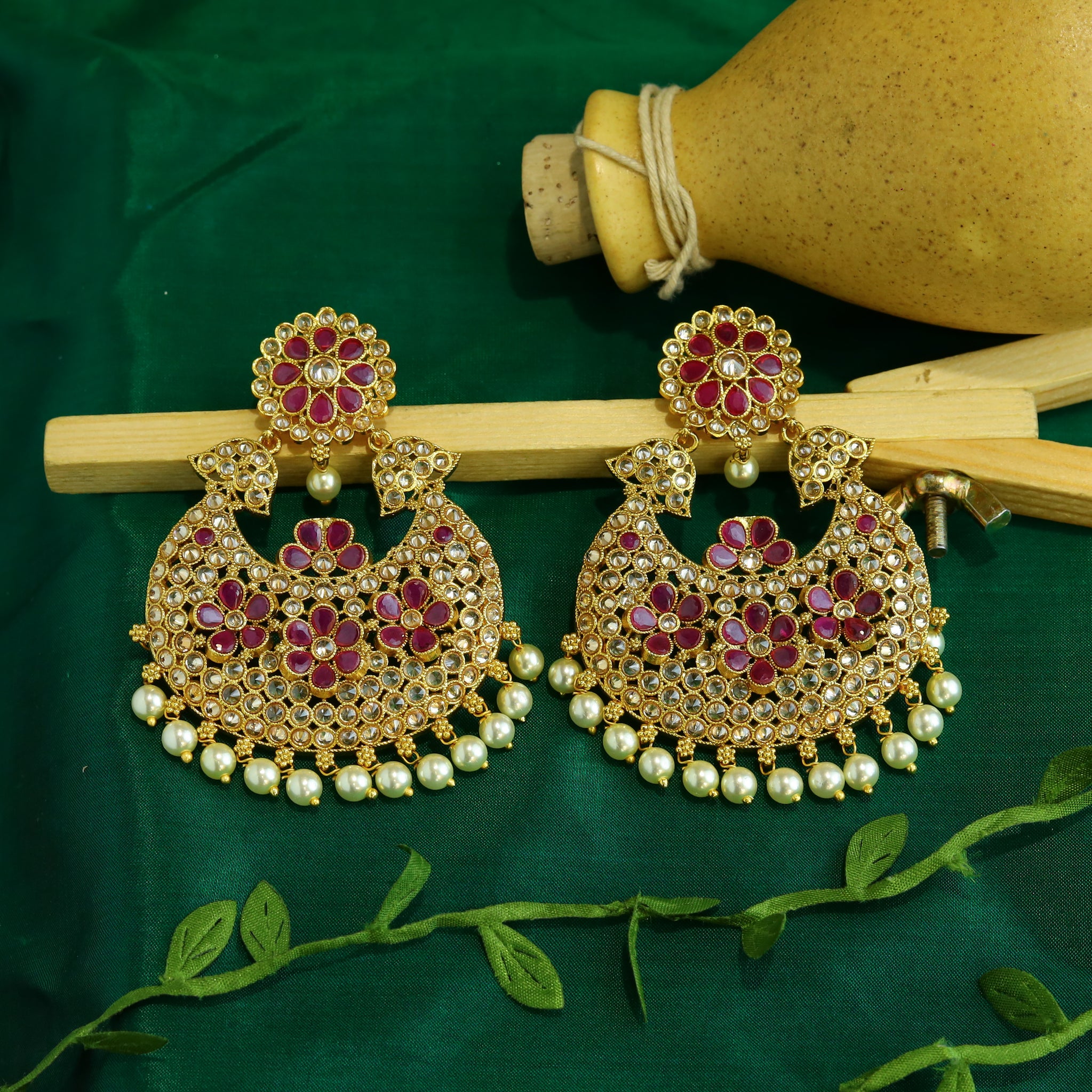 Ruby Gold Look Earring 1823-5888