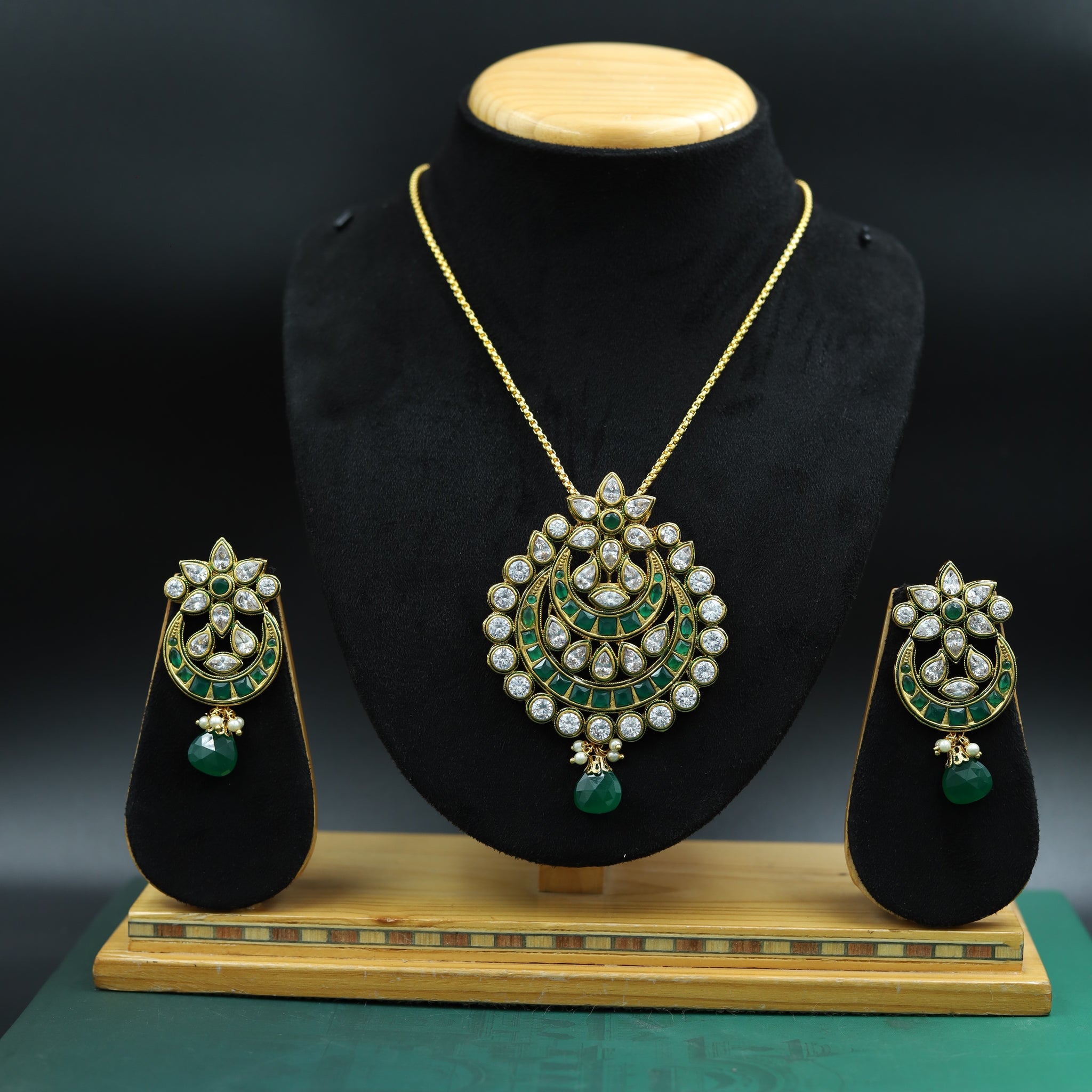 Designer Polki Pendant Set 9709-21