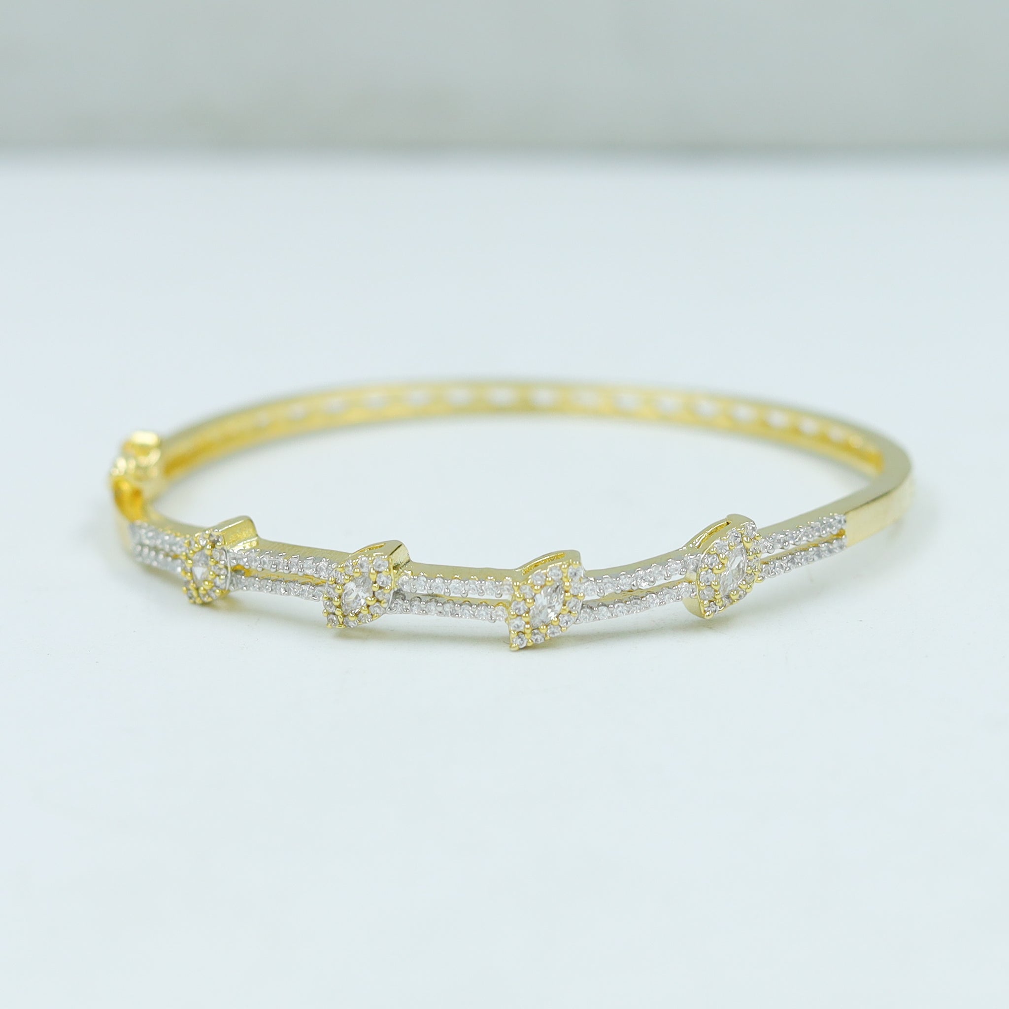 Zircon/AD Bracelet 11686-11