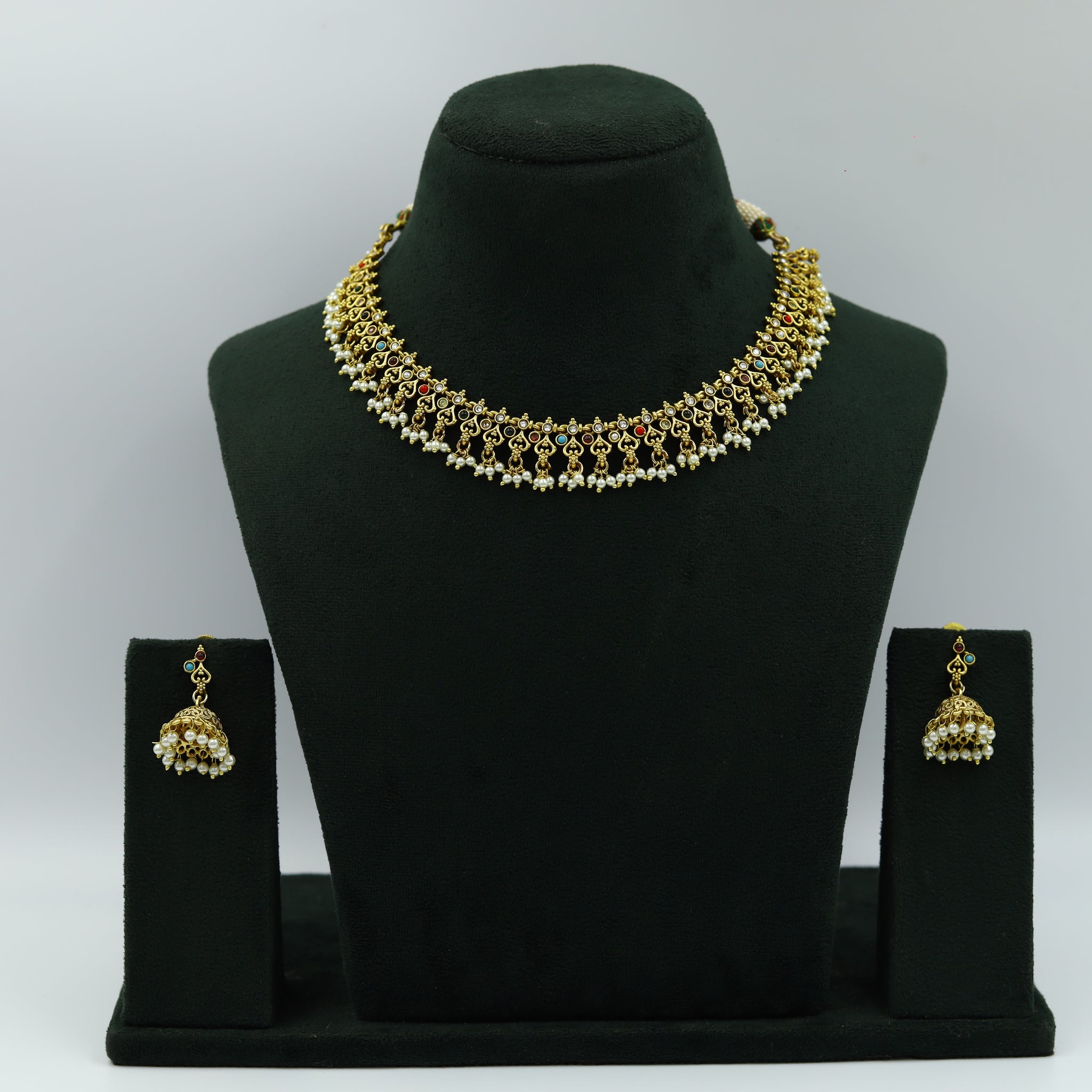 Round Neck Antique Necklace Set 6425-28