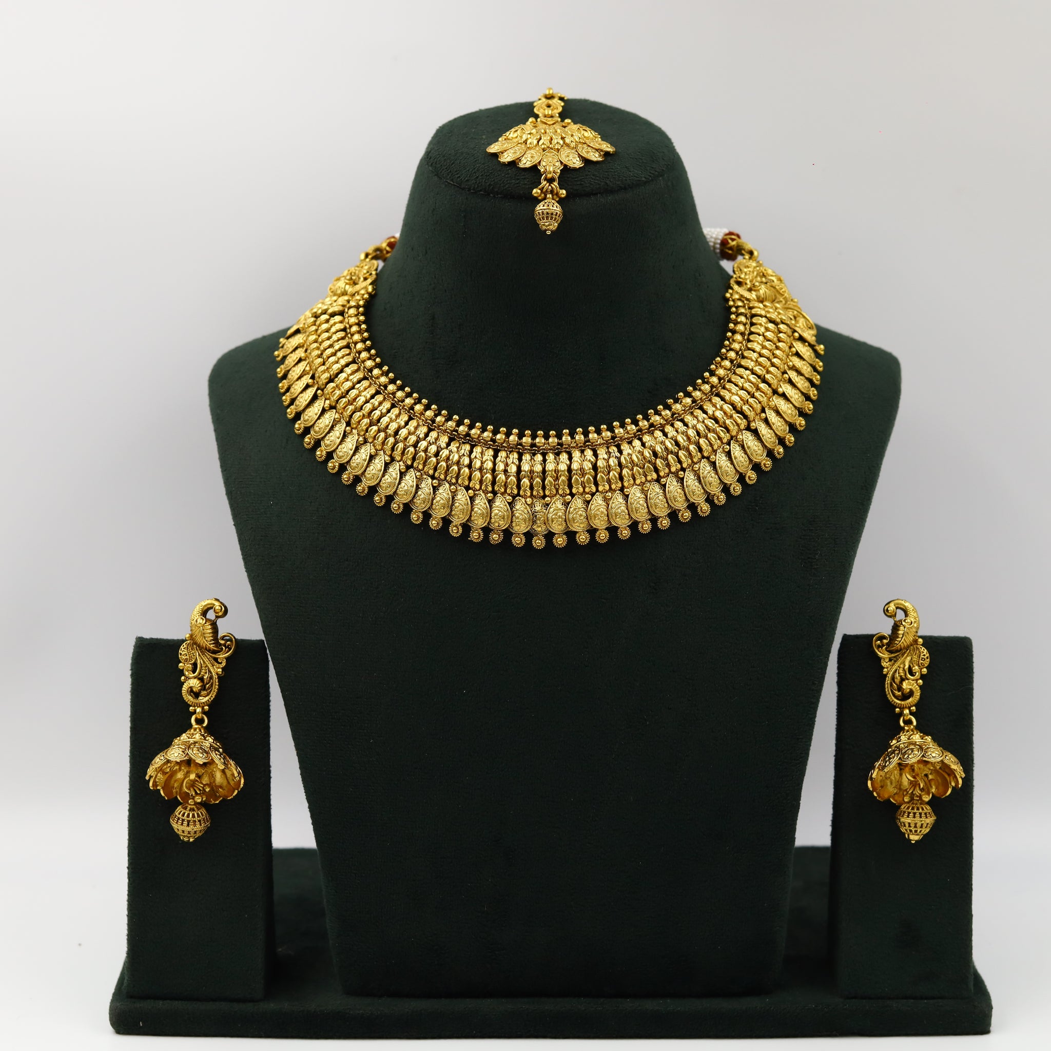 Round Neck Antique Necklace Set 3597-28