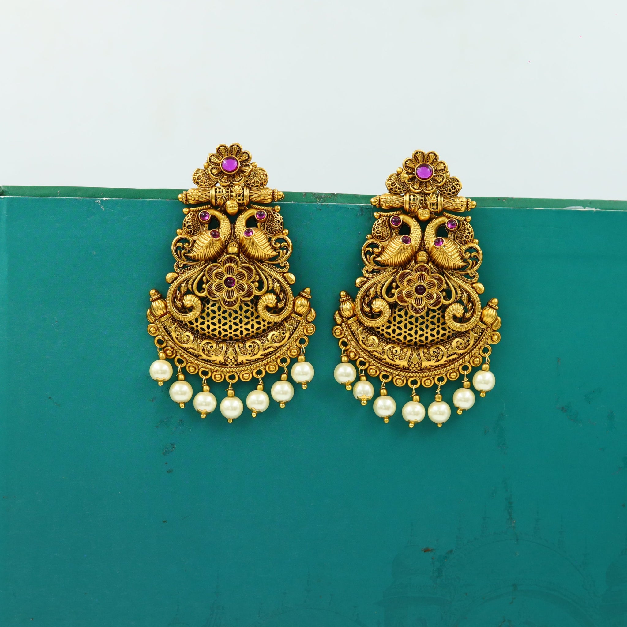 Ruby Gold Look Earring18872