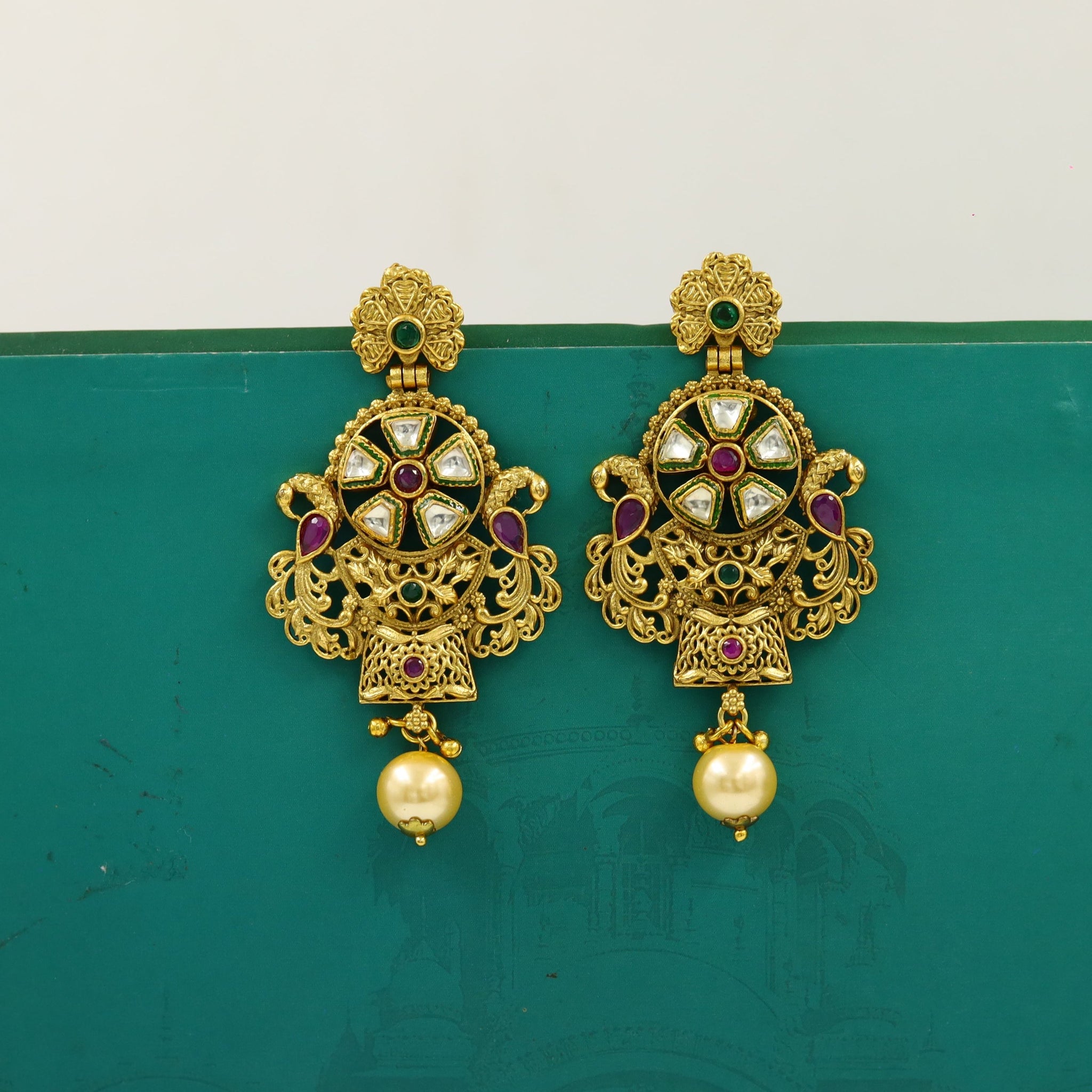 Ruby Green Gold Look Earring