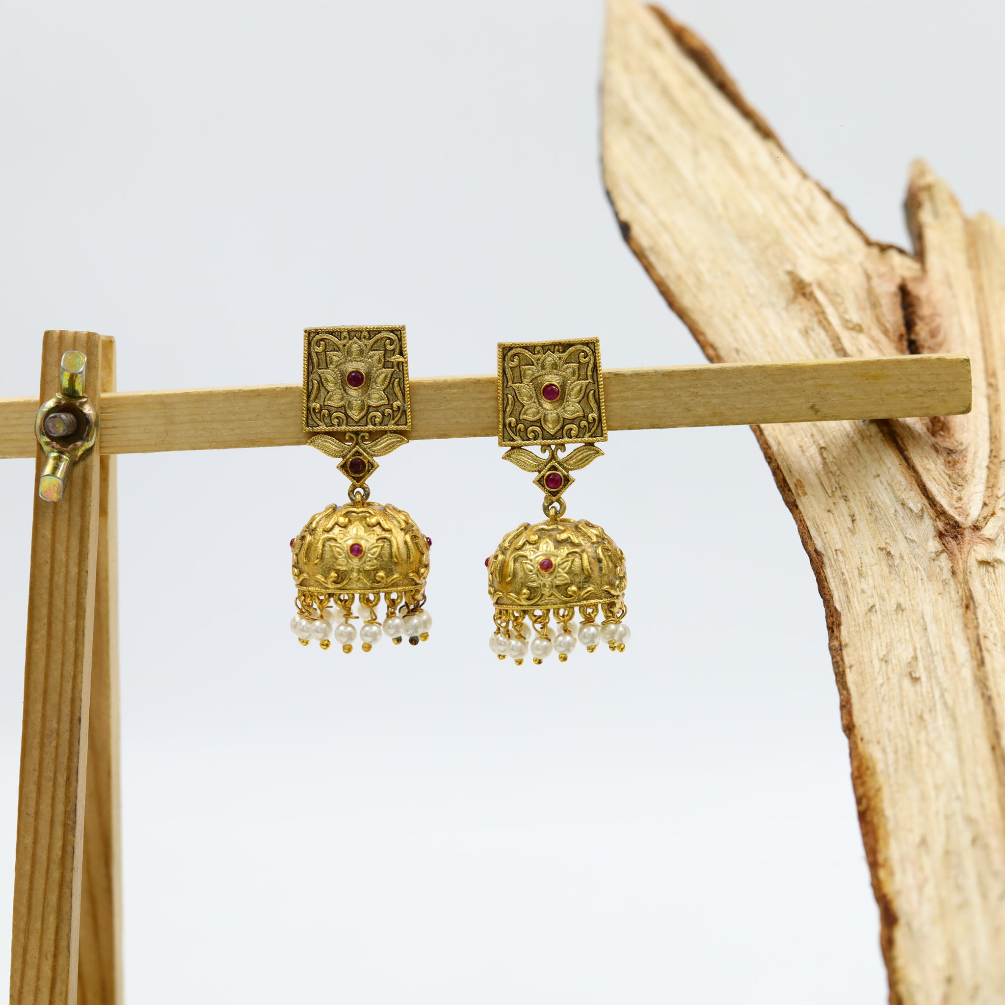 Ruby Gold Look Earring 7415-0870