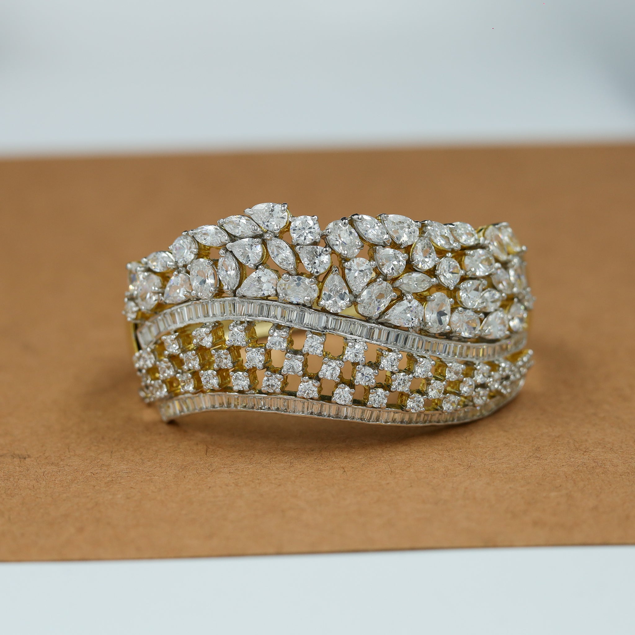 Zircon/AD Bracelet 11475