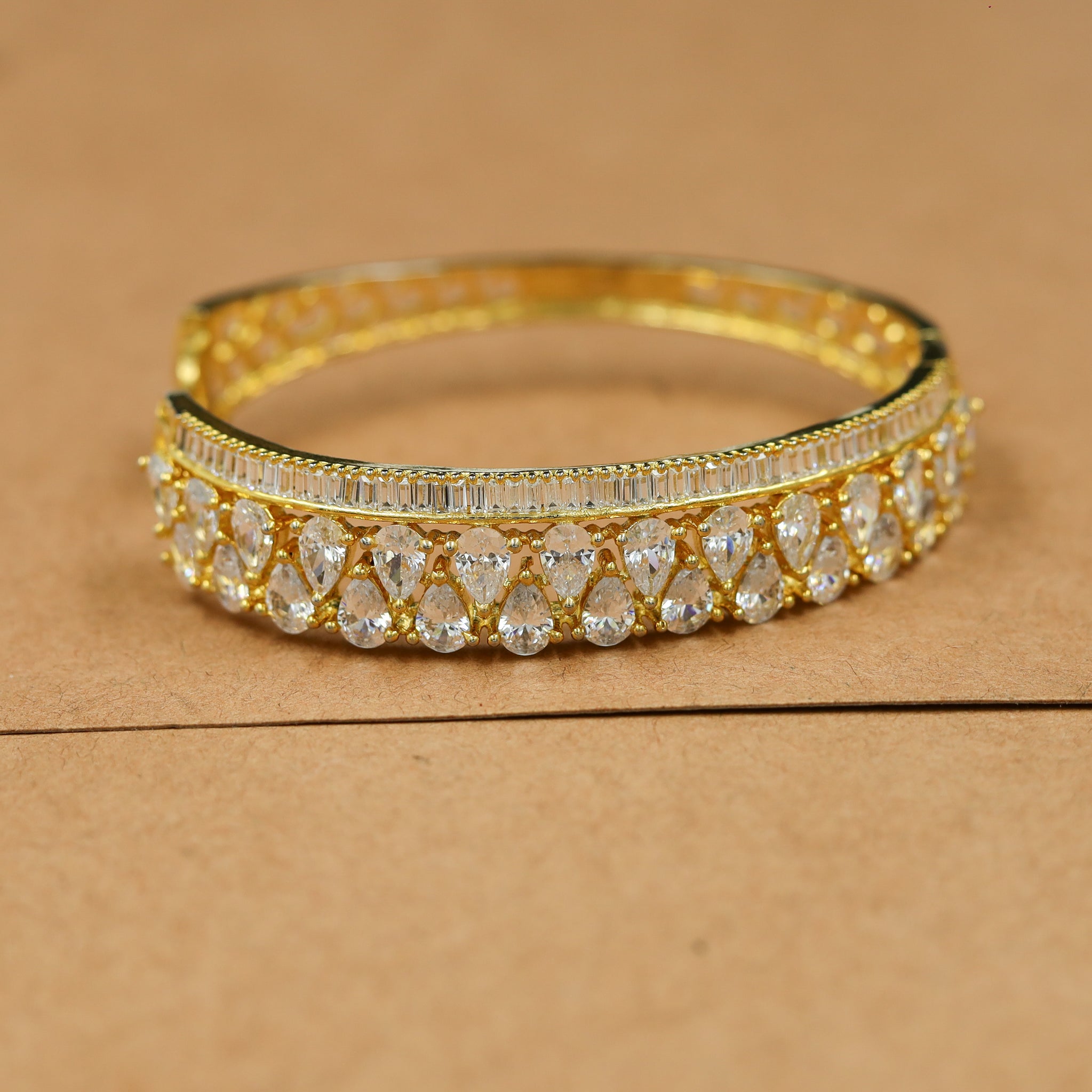 Zircon/AD Bracelet 11471