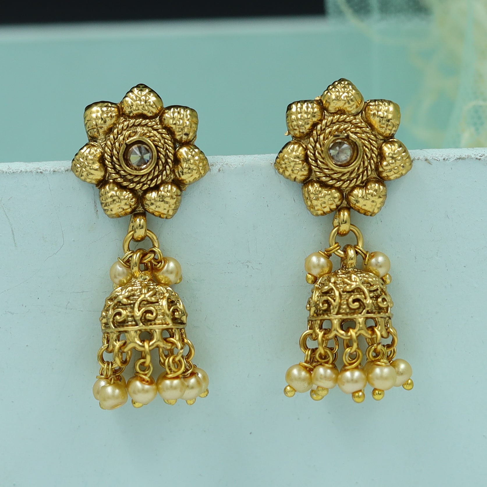 55 Beautiful Gold jhumka earring designs || Tips on Jhumka shopping | Gold  jhumka earrings, Gold earrings designs, Gold jewelry fashion