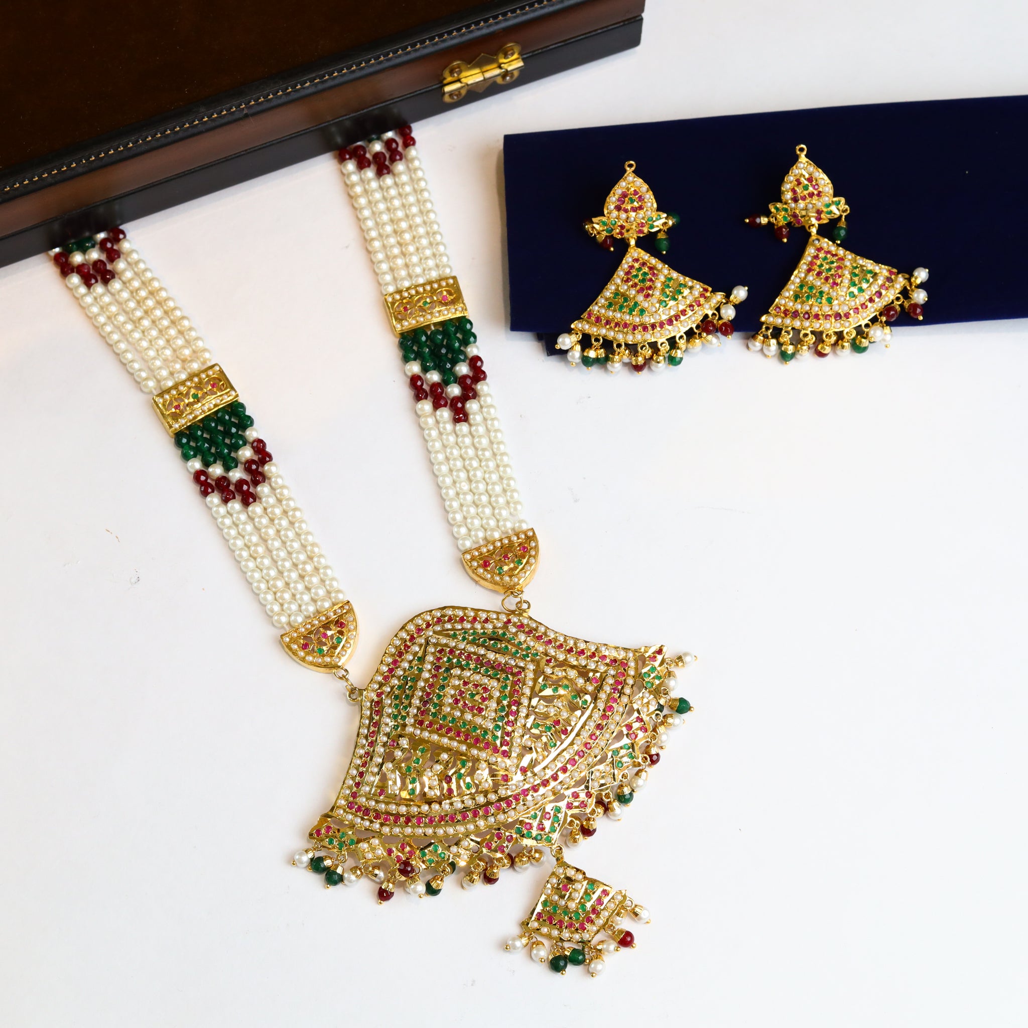 Multi Jadau Necklace Set 19208-6390