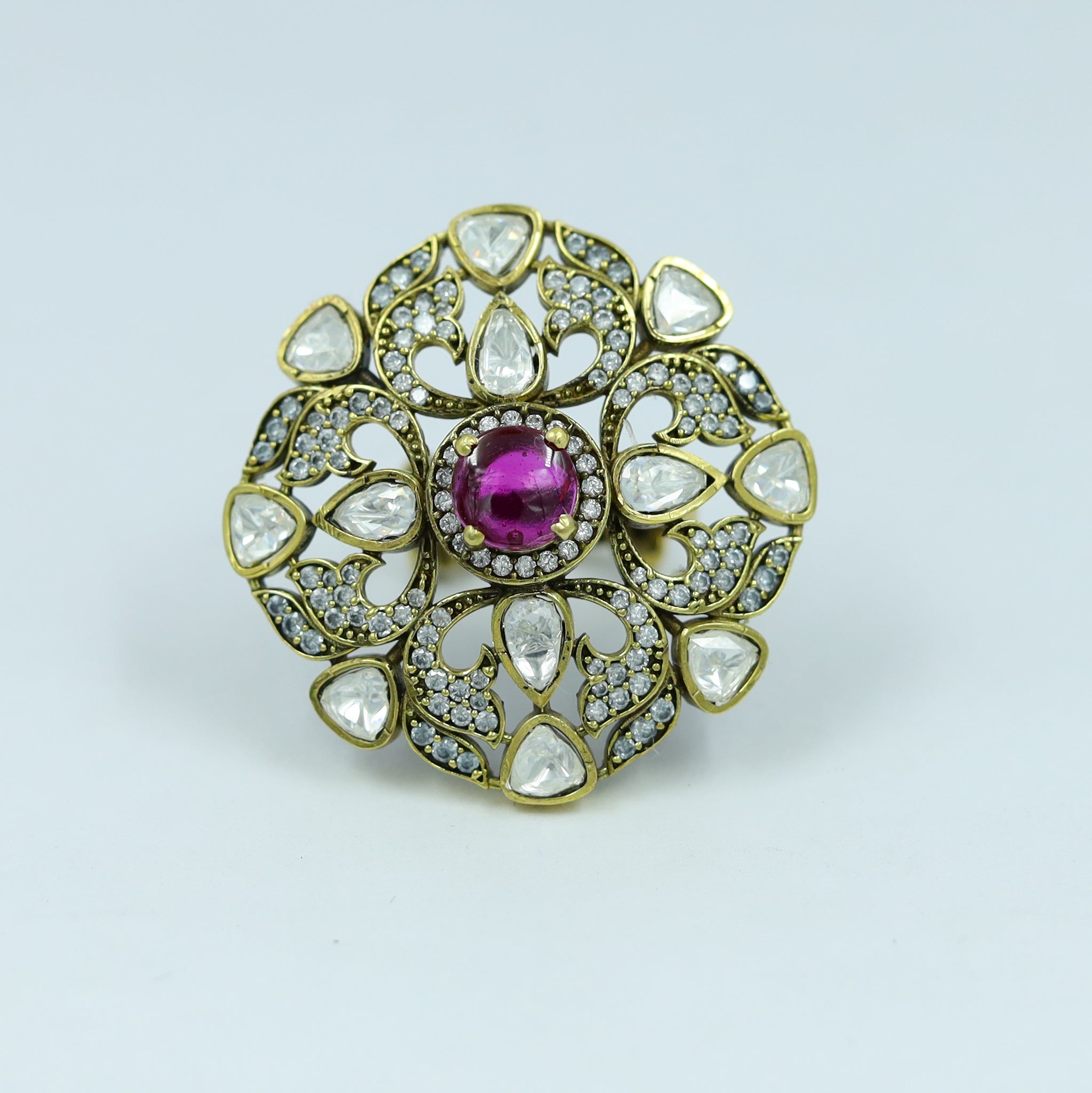 Kundan Ring 12832-68