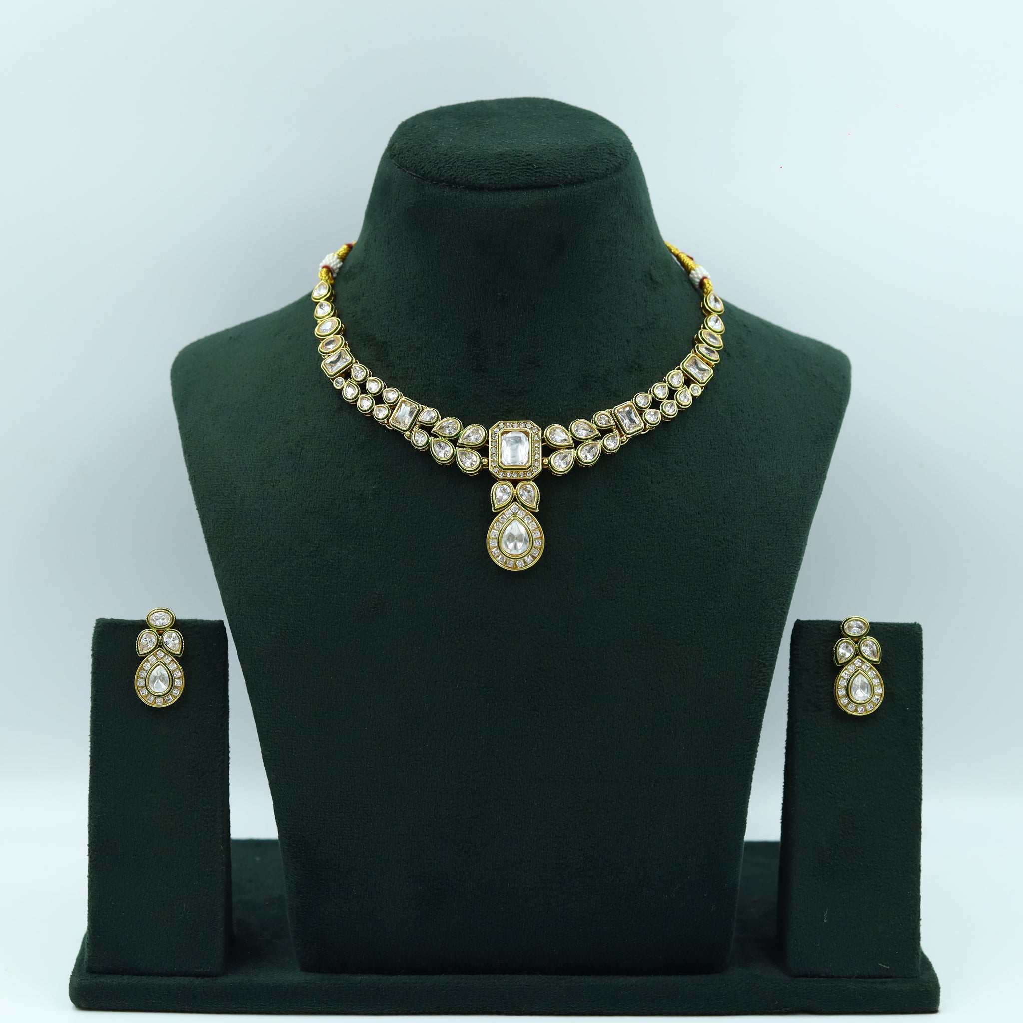 Round Neck Polki Necklace Set 13445-21