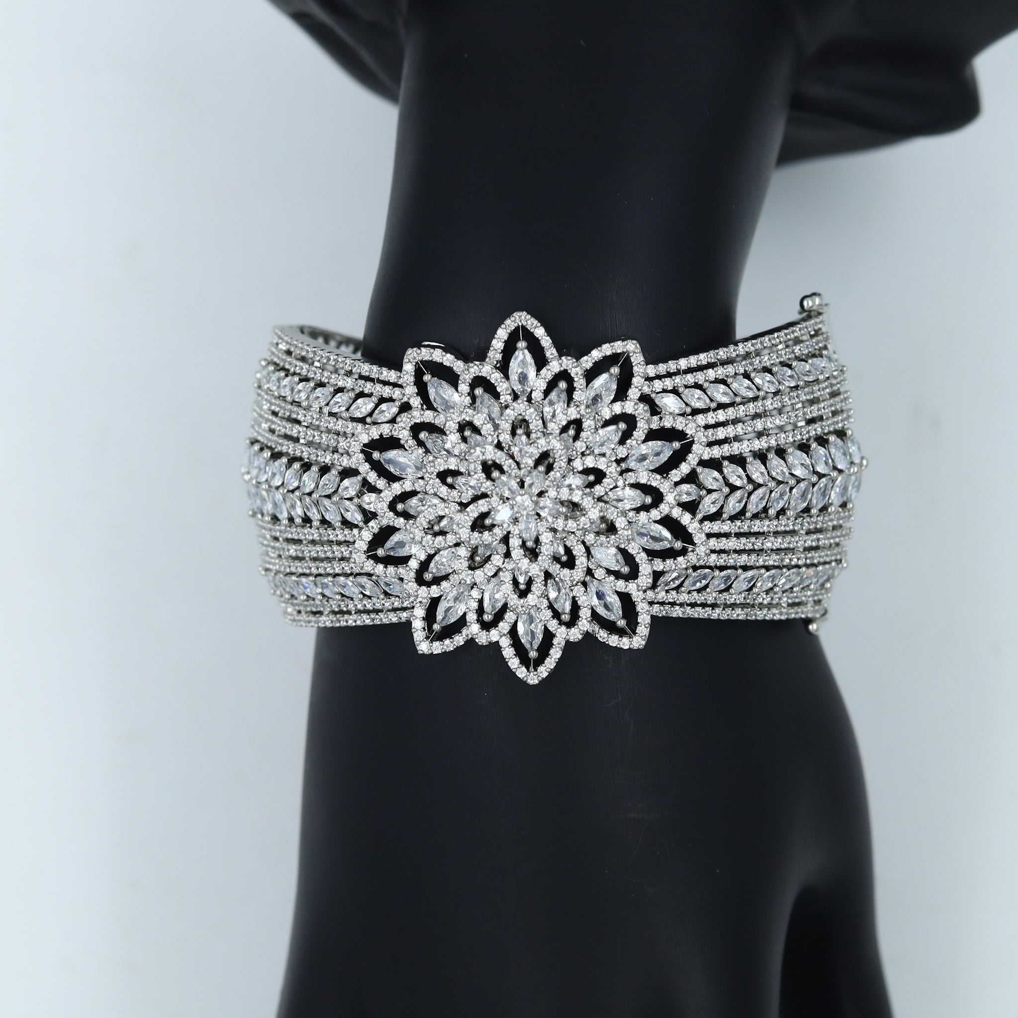 Silver Plated Zircon/AD Bracelet 3318-08