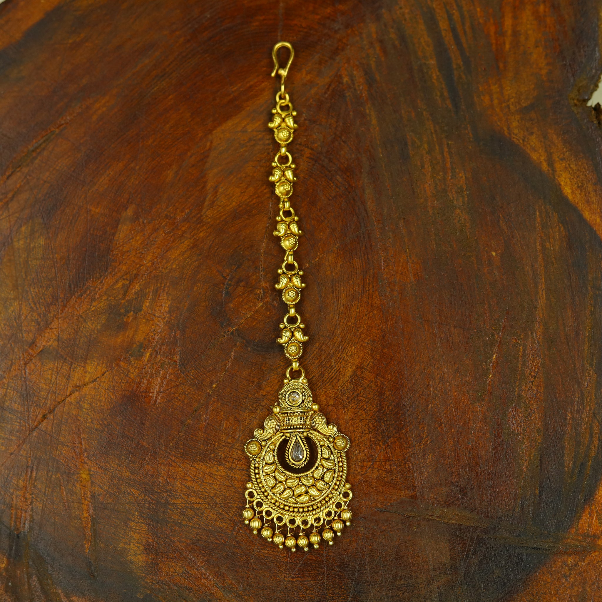 Antique Gold Finish Maang Tikka 12426-28