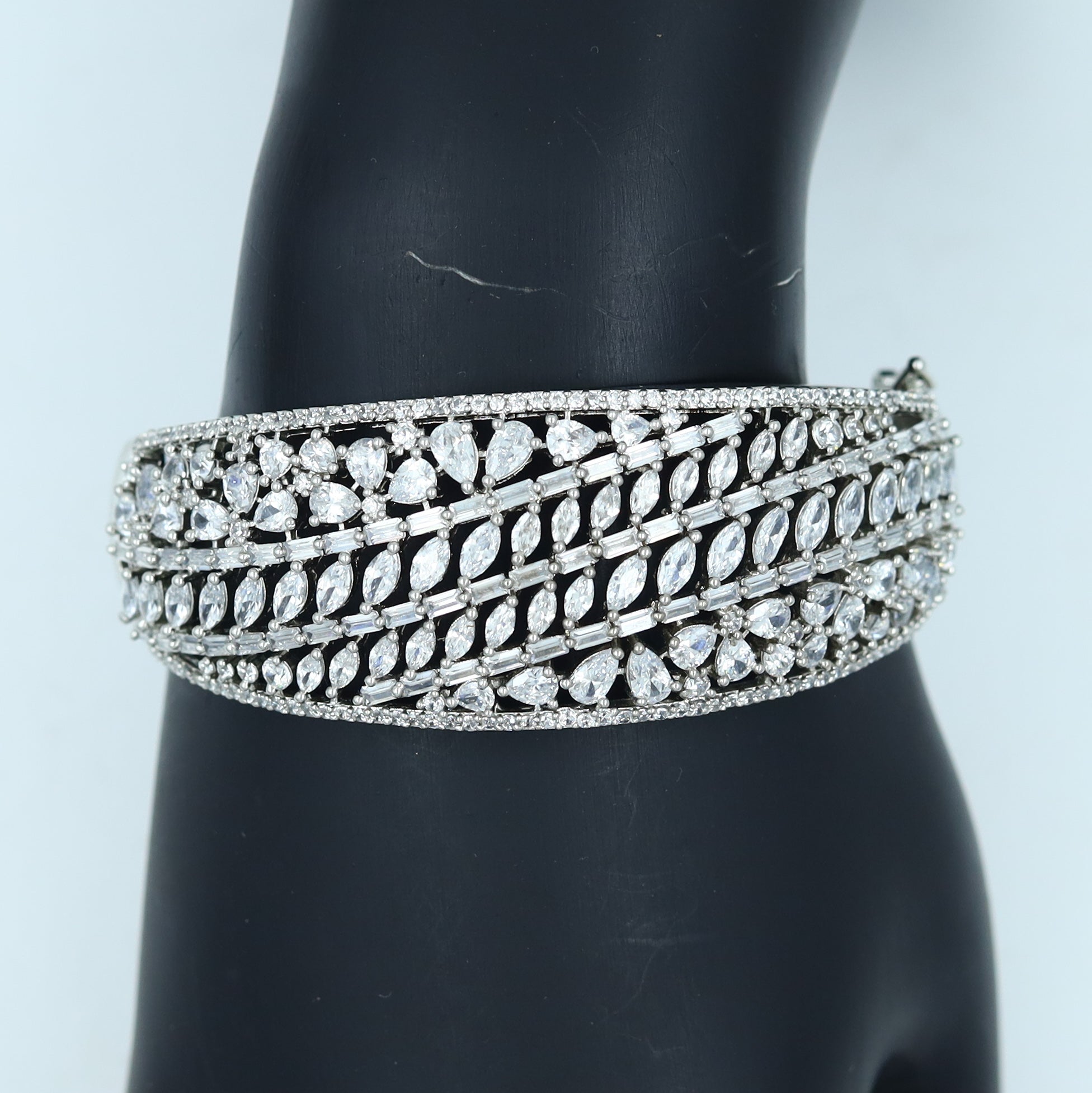 Designer Zircon/AD Silver Plated Bracelet 9288-3990