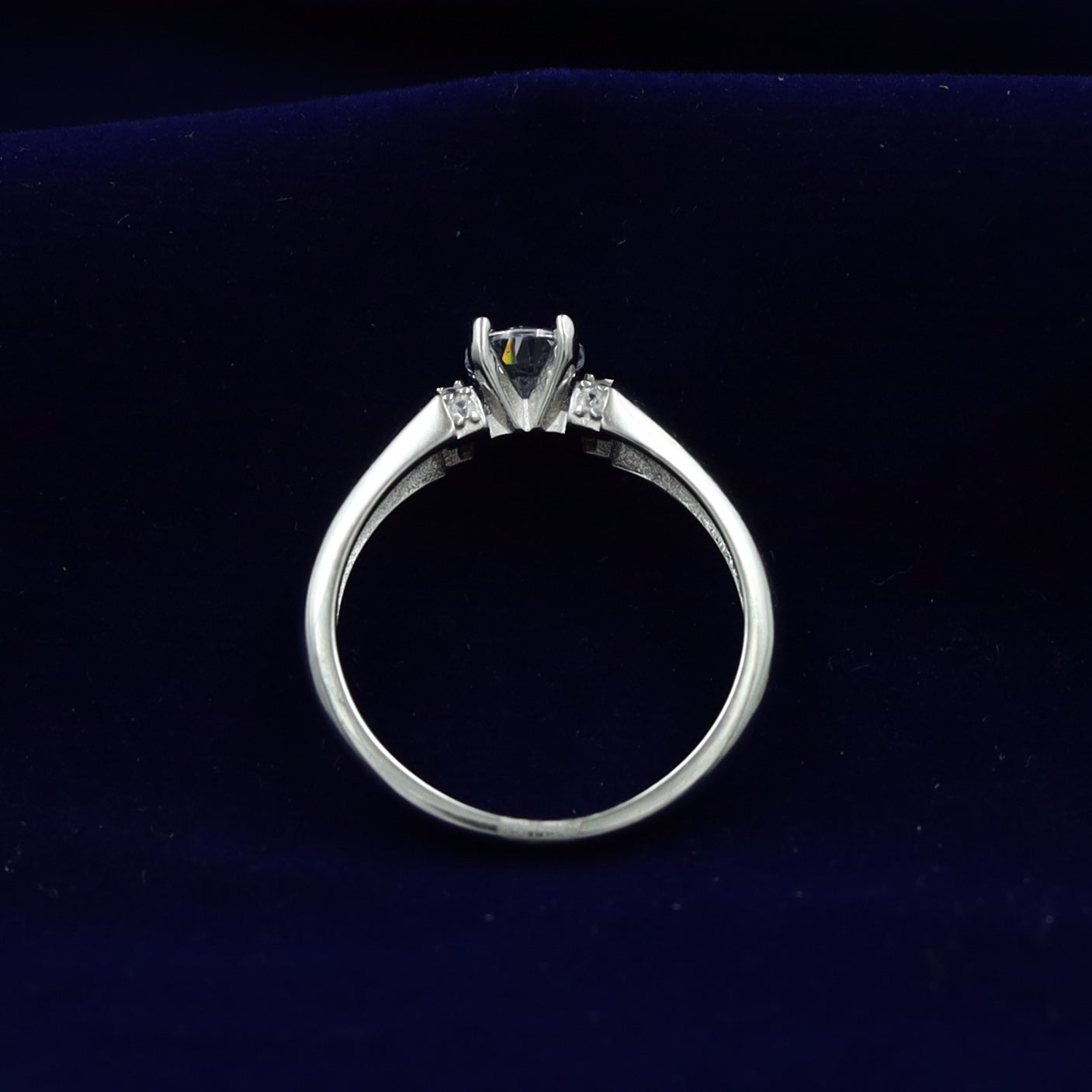 Pure 925 Hallmarked Solitaire Silver Ring 14371-22