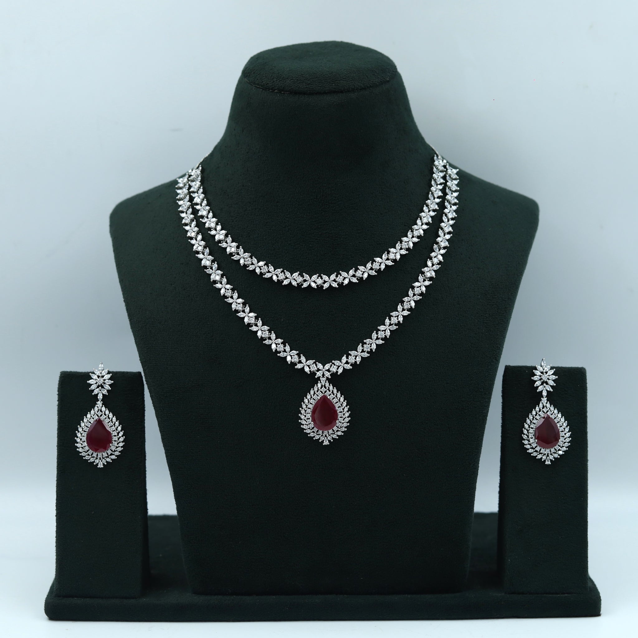 Round Neck Zircon/AD Necklace Set 15350-69