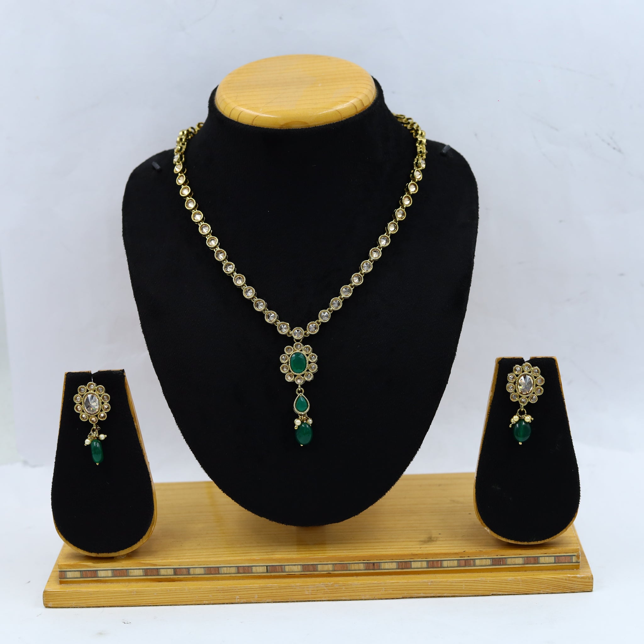 Round Neck Antique Necklace Set 9171-100