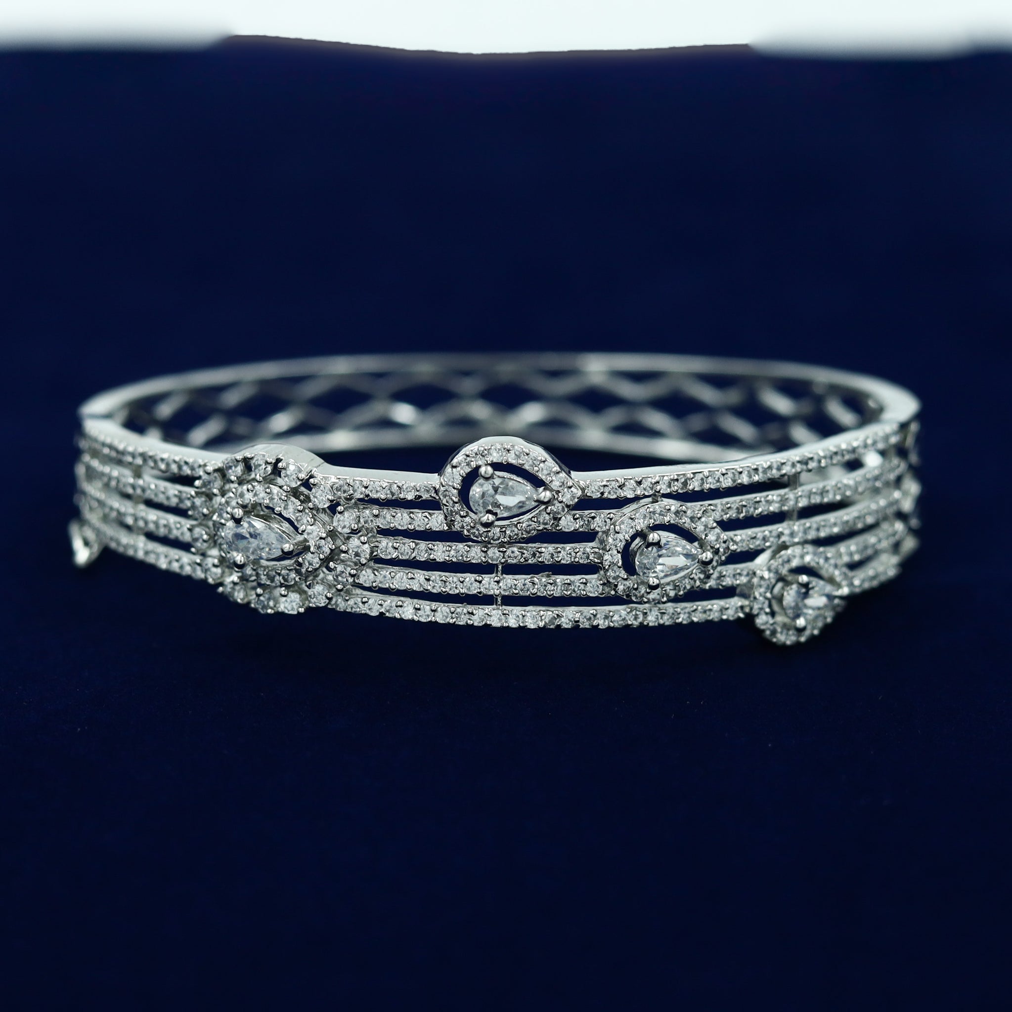 Zircon/AD Bracelet 12024-69