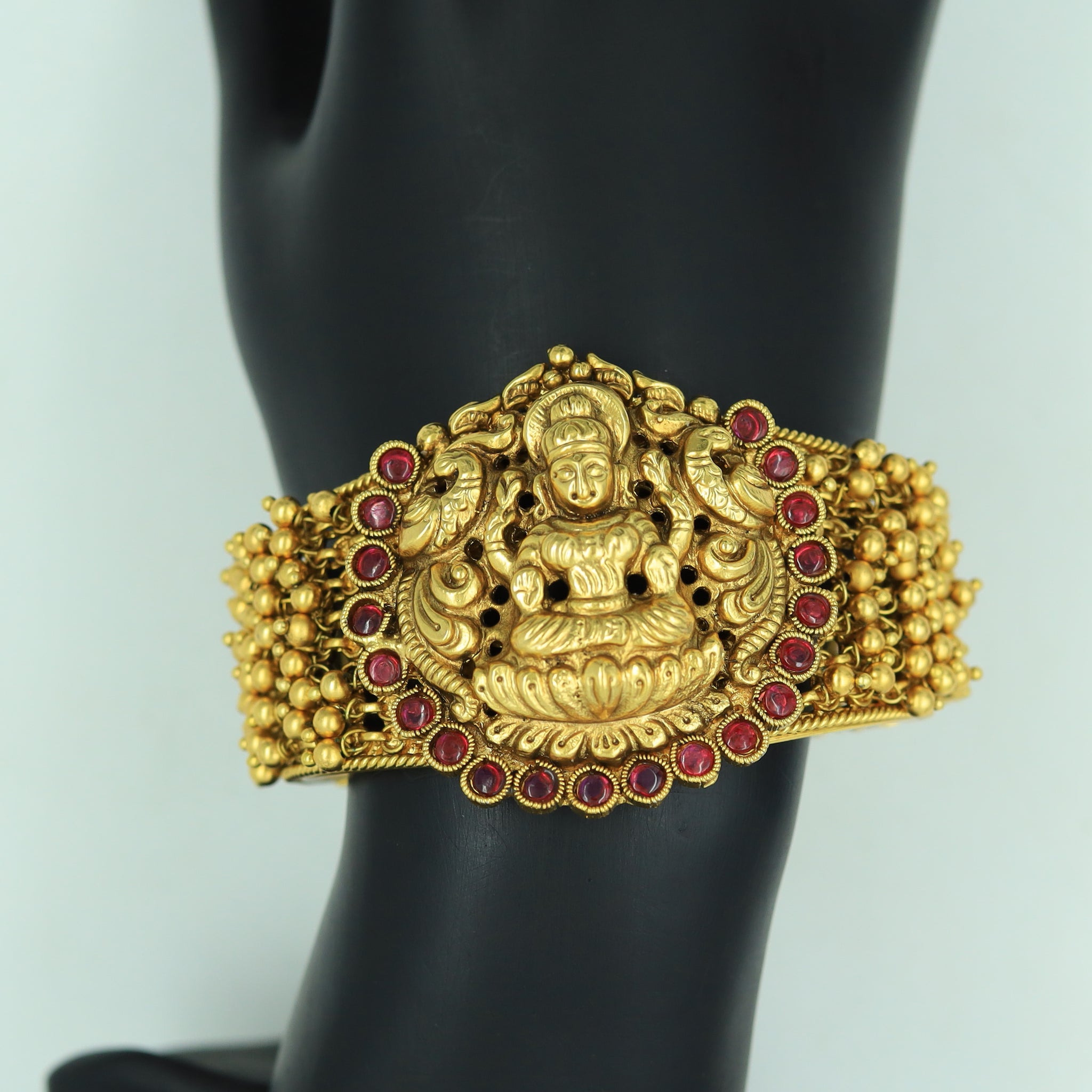 Antique Gold Finish Bracelet 10225-28