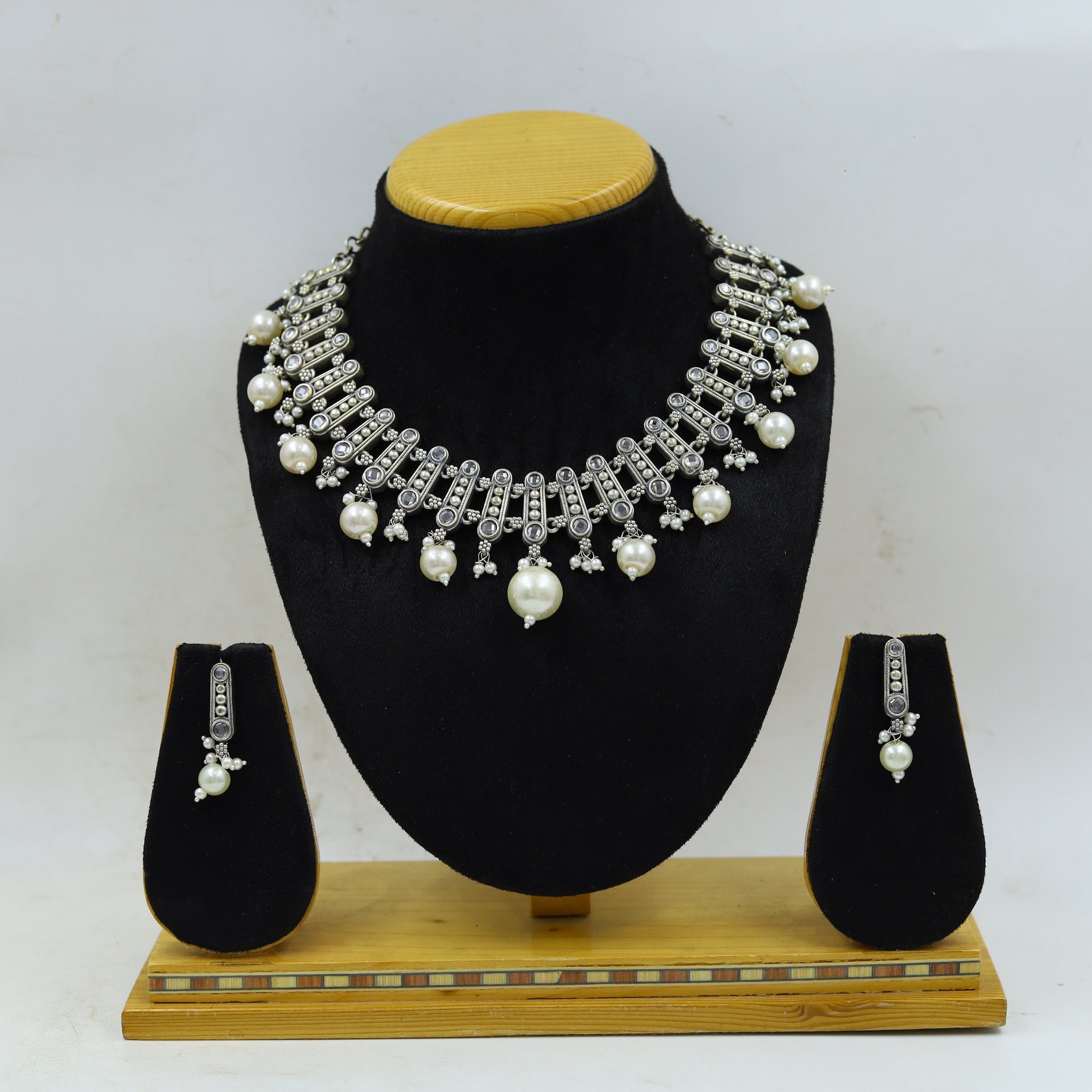 Oxidized Necklace Set Round Neck 14794-59