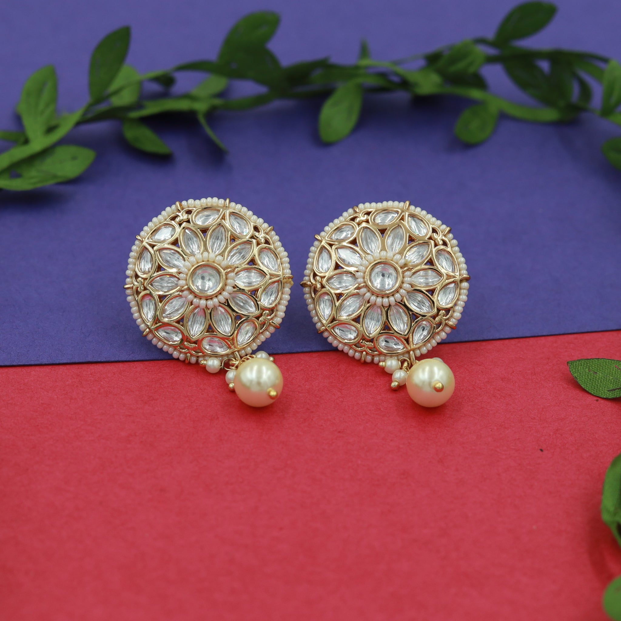 Tops/Studs Kundan Earring 12294-28