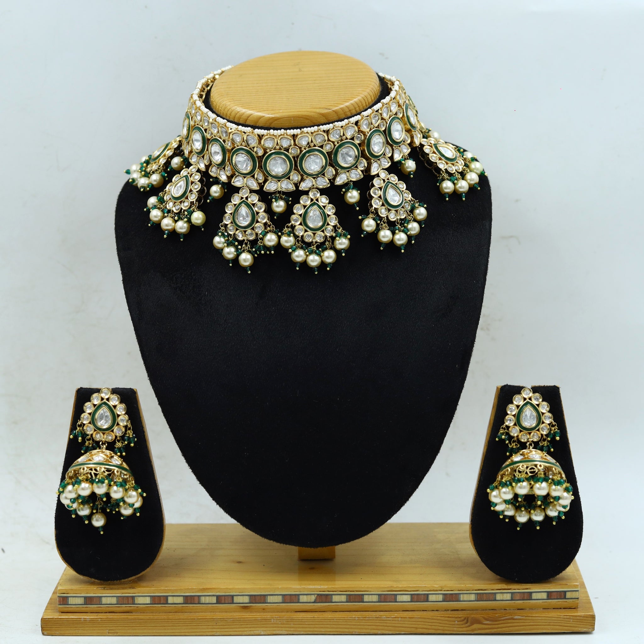 Gold Polish Kundan Necklace Set 6769-69