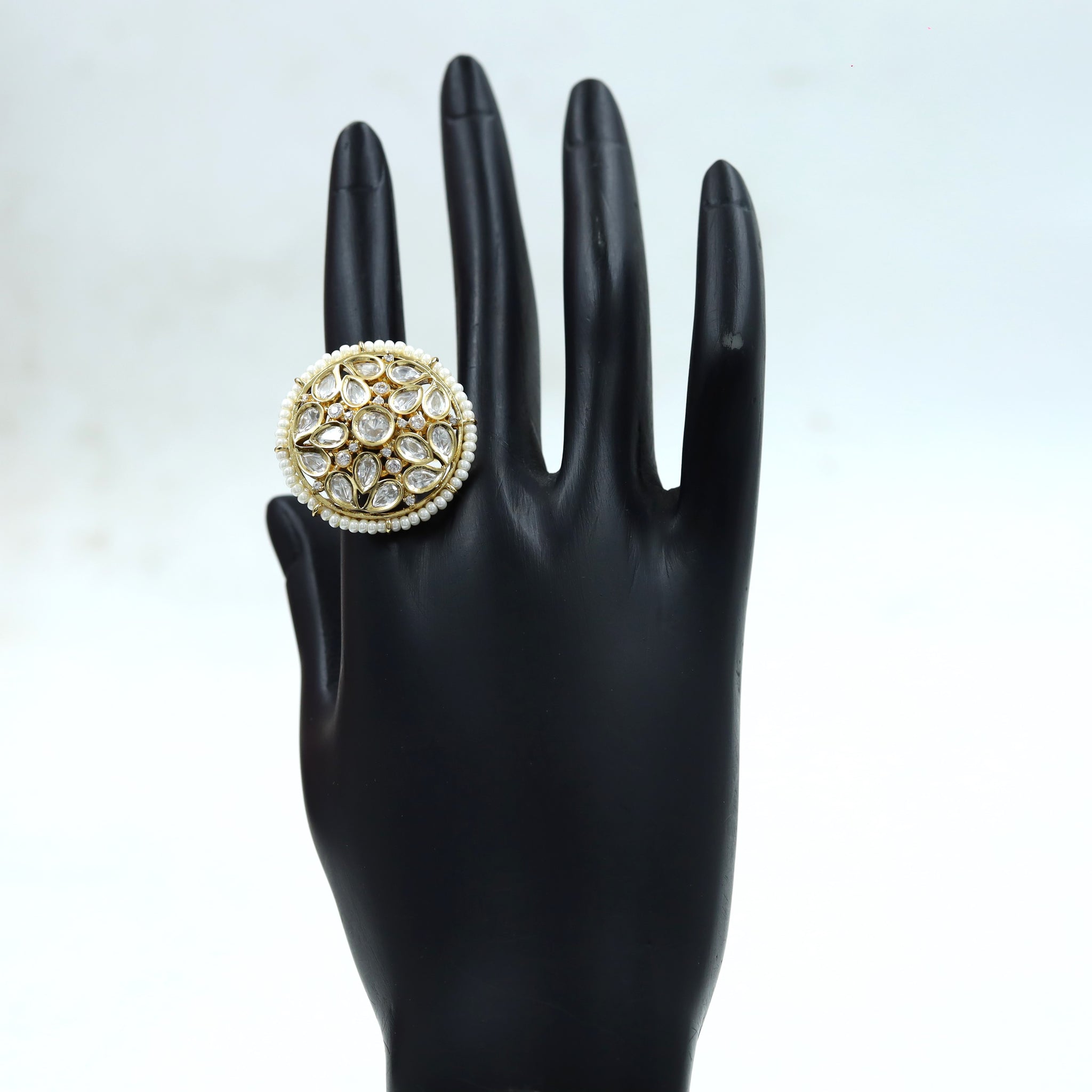 Kundan Ring 12262-28