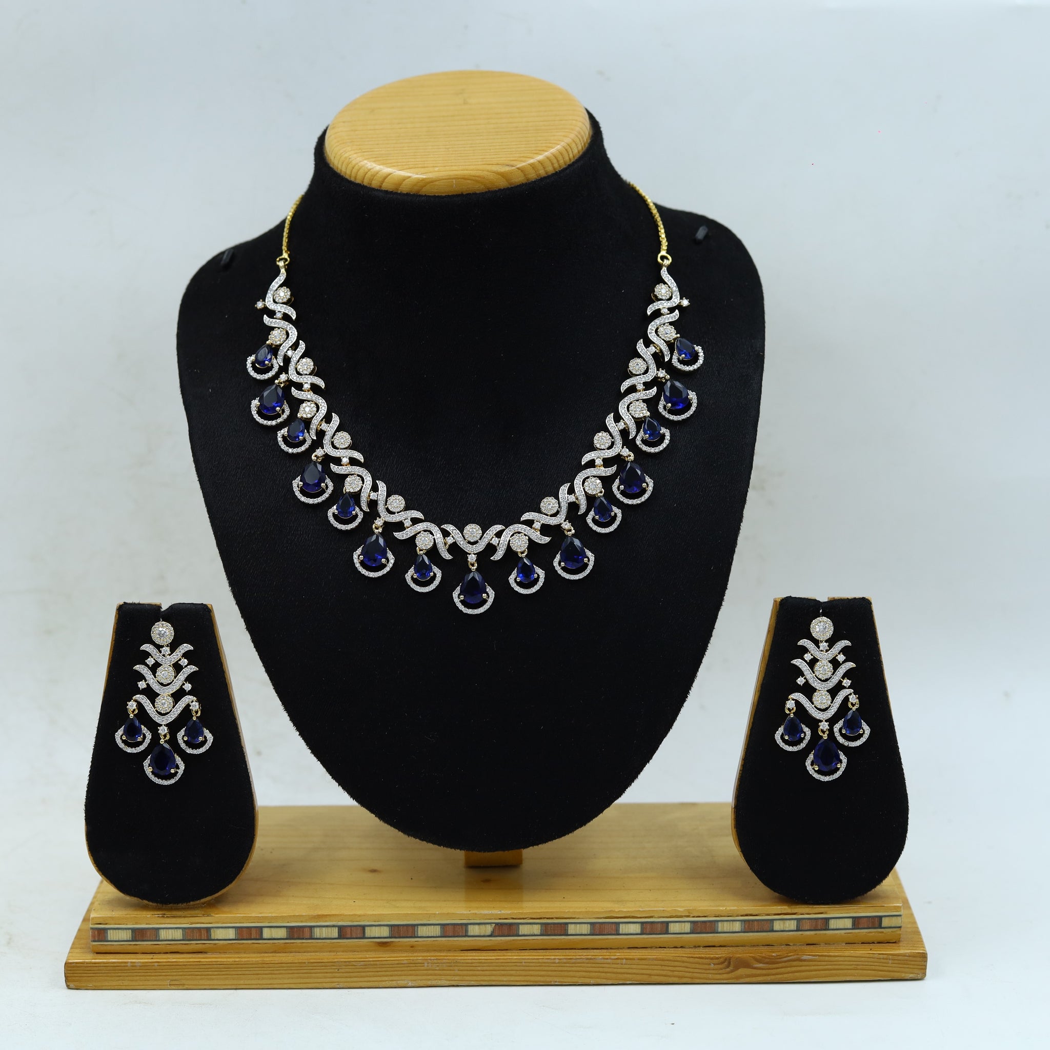 Round Neck Zircon/AD Necklace Set 14856-08