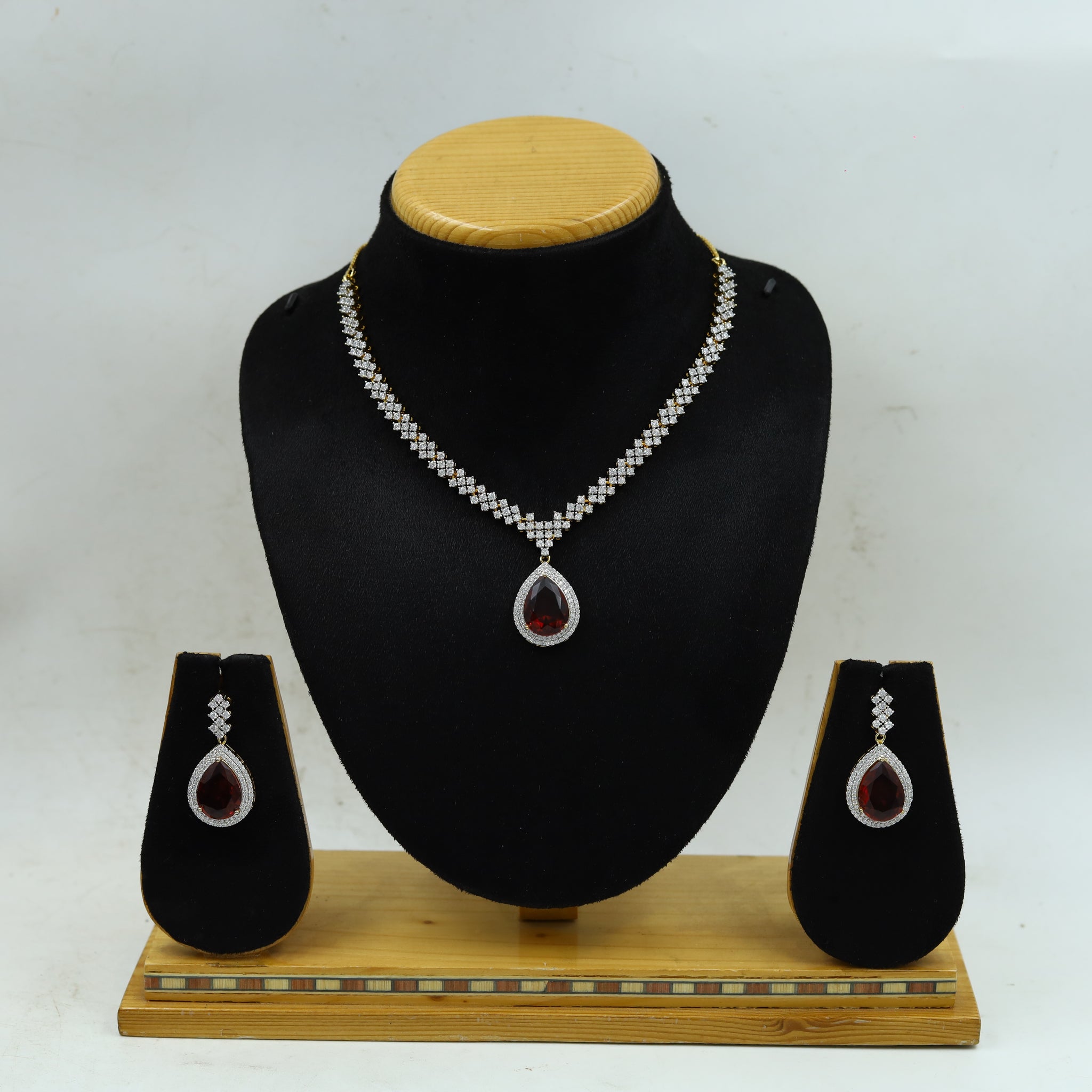 Round Neck Zircon/AD Necklace Set 14851-08