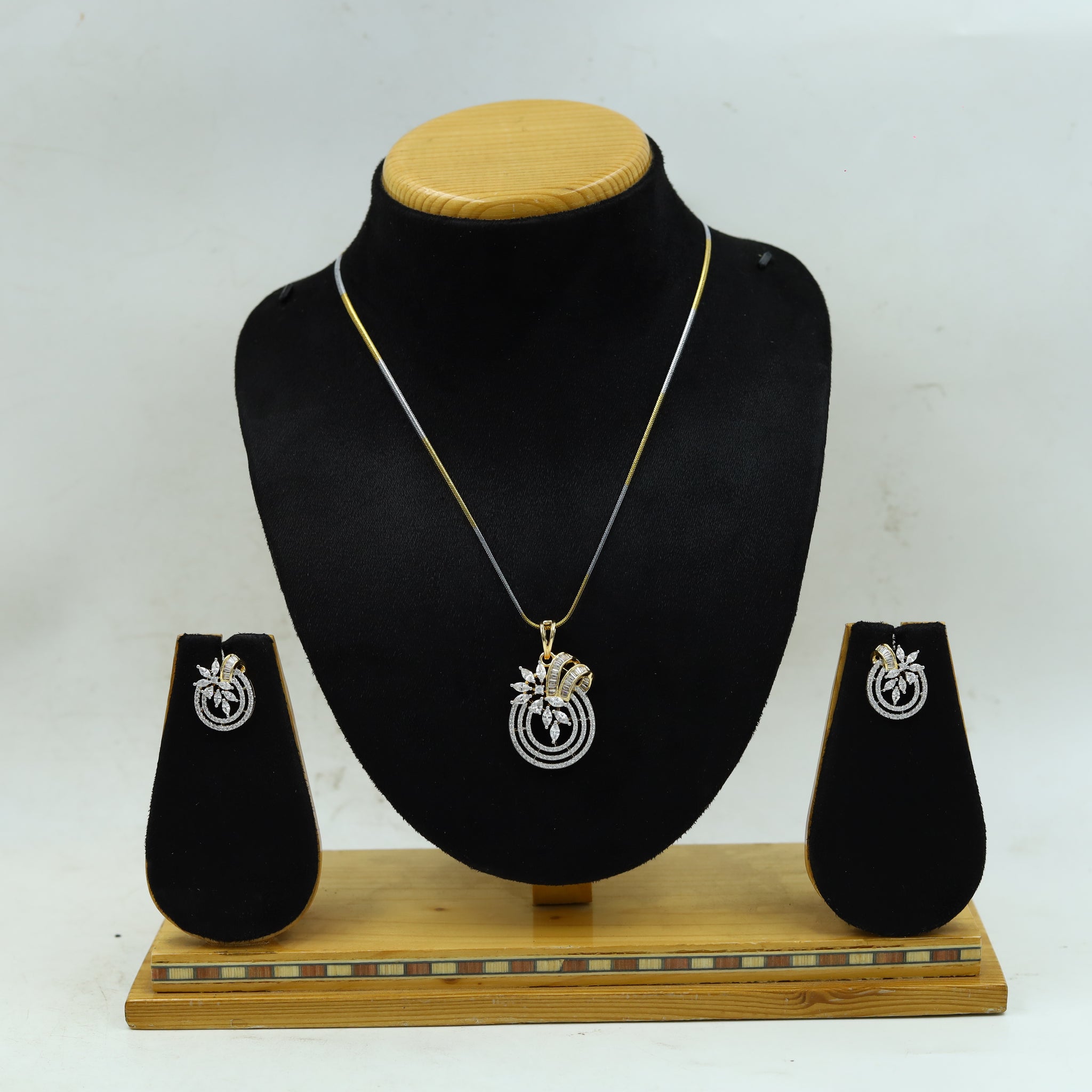 Light Zircon/AD Pendant Set 14867-08