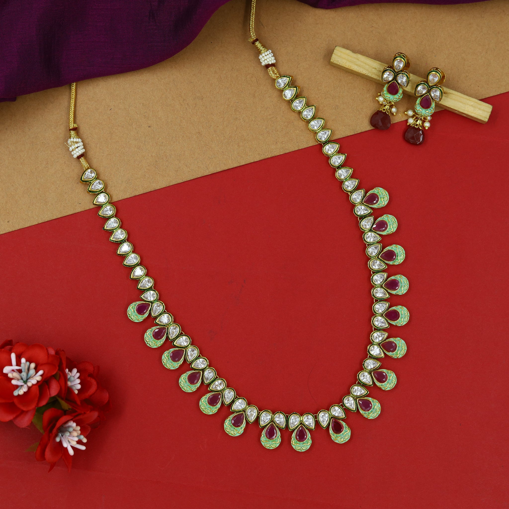 Round Neck Polki Necklace Set 14905-21