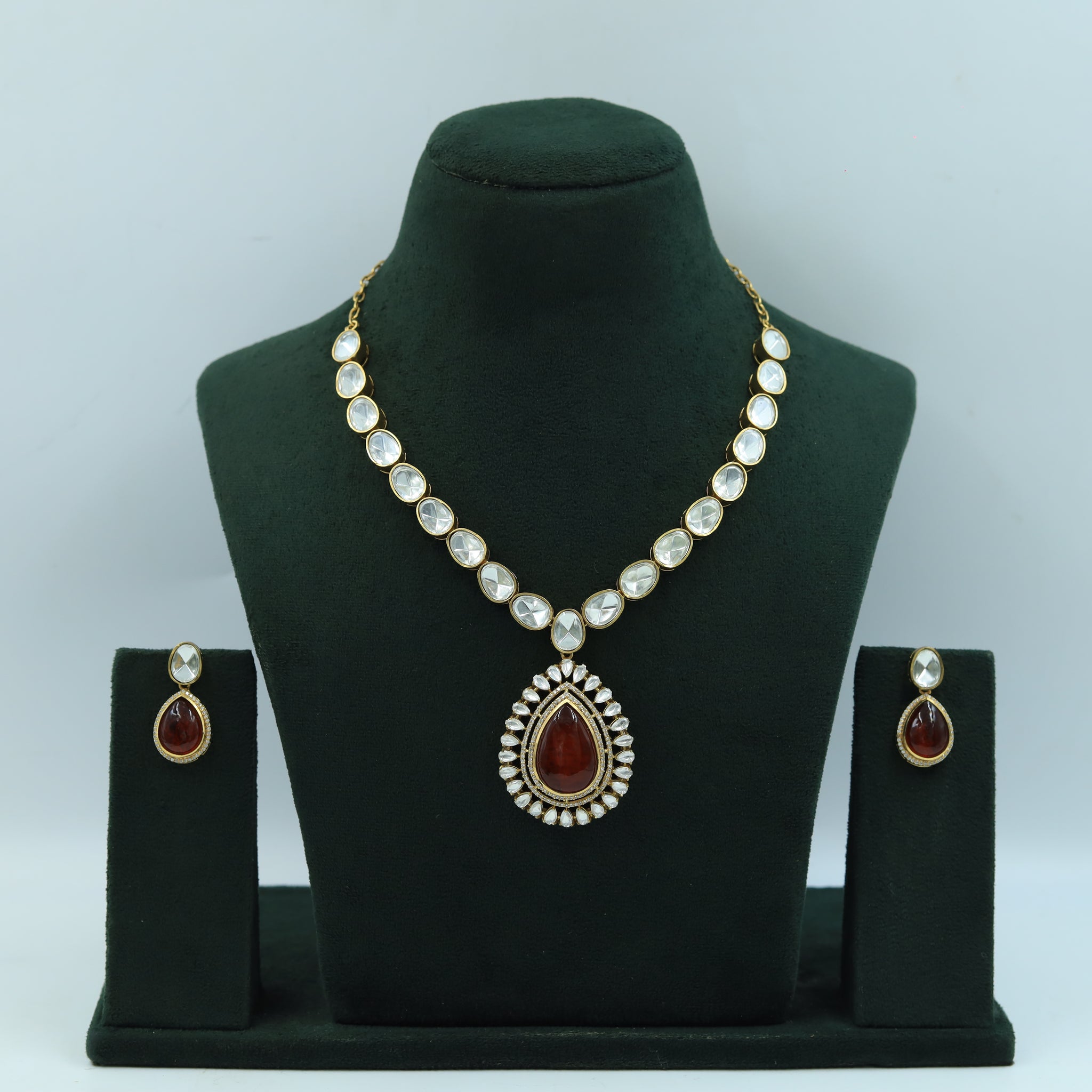 Moissanite Round Neck Kundan Necklace Set 16063-87