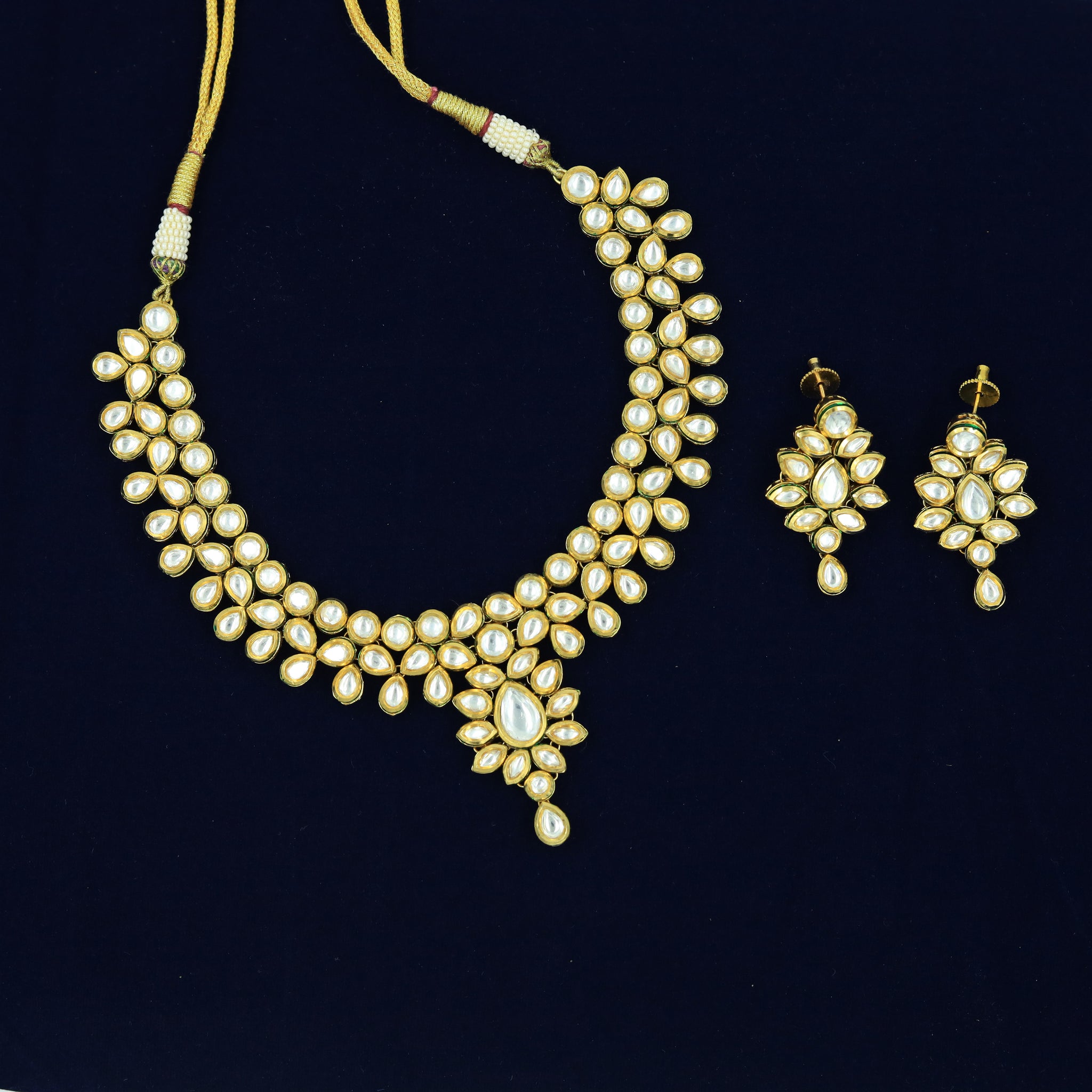 Round Neck Kundan Necklace Set 10171-28