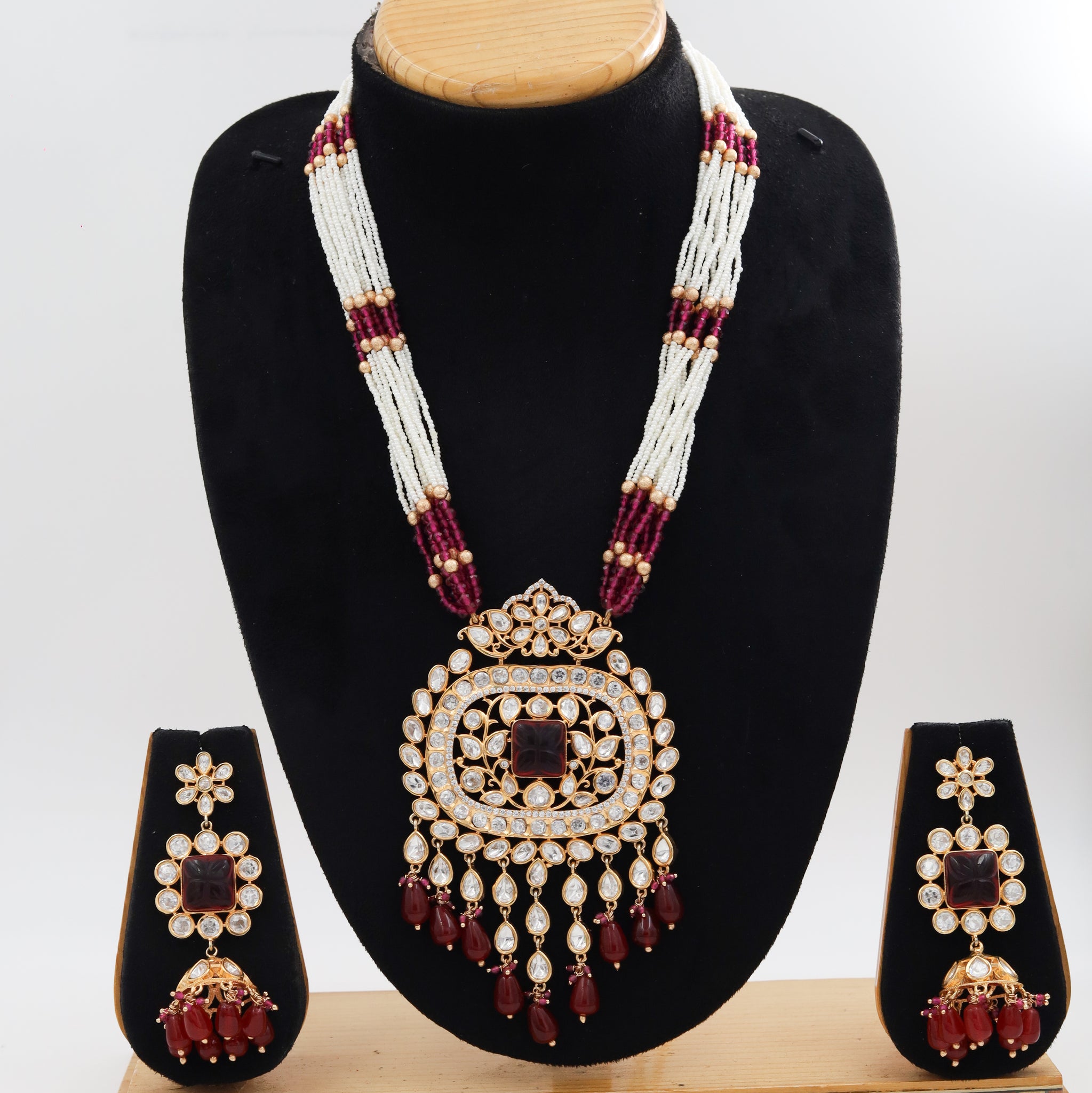 Heavy Kundan Pendant Set 7289-68