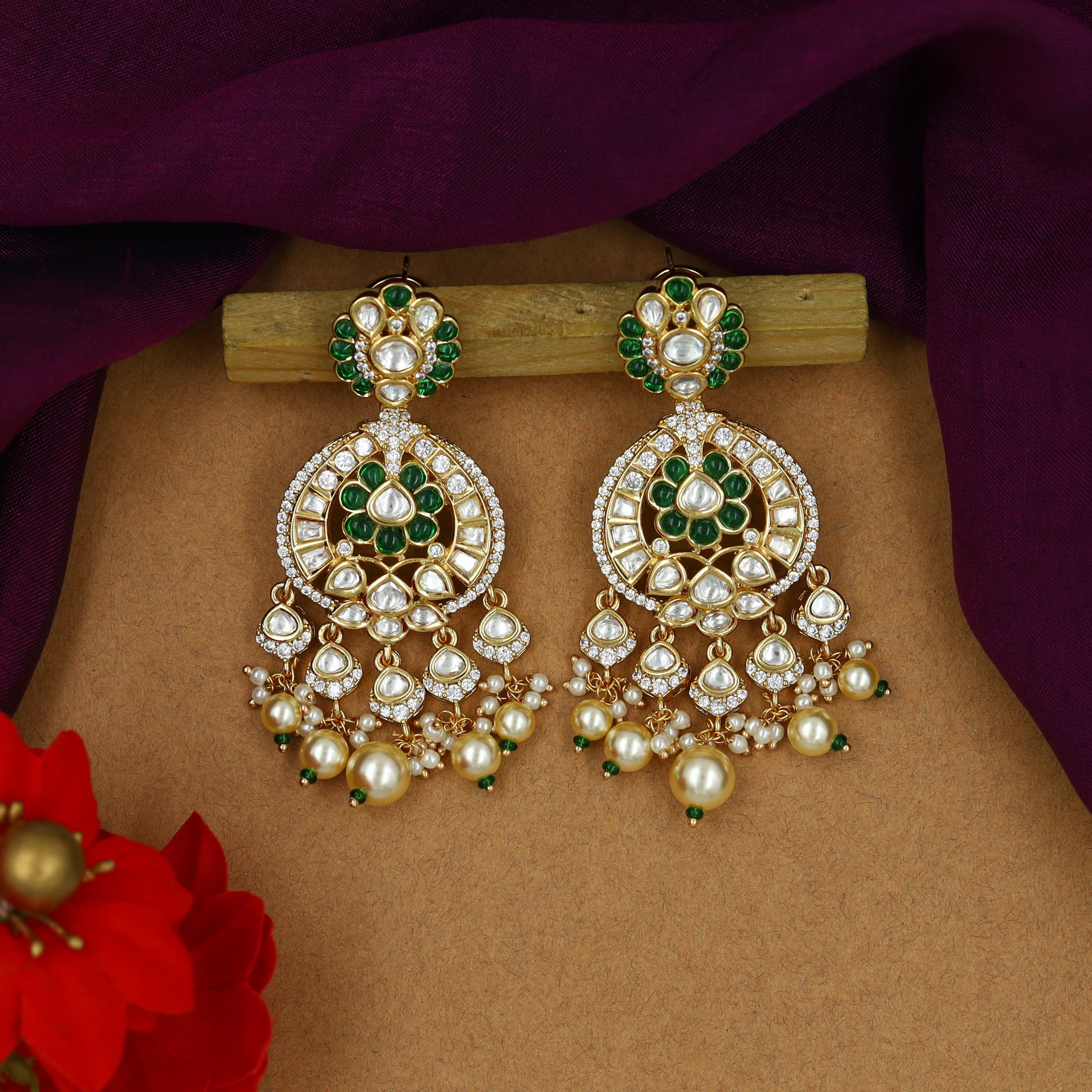 Round Neck Kundan Bridal Necklace Set 15219-68