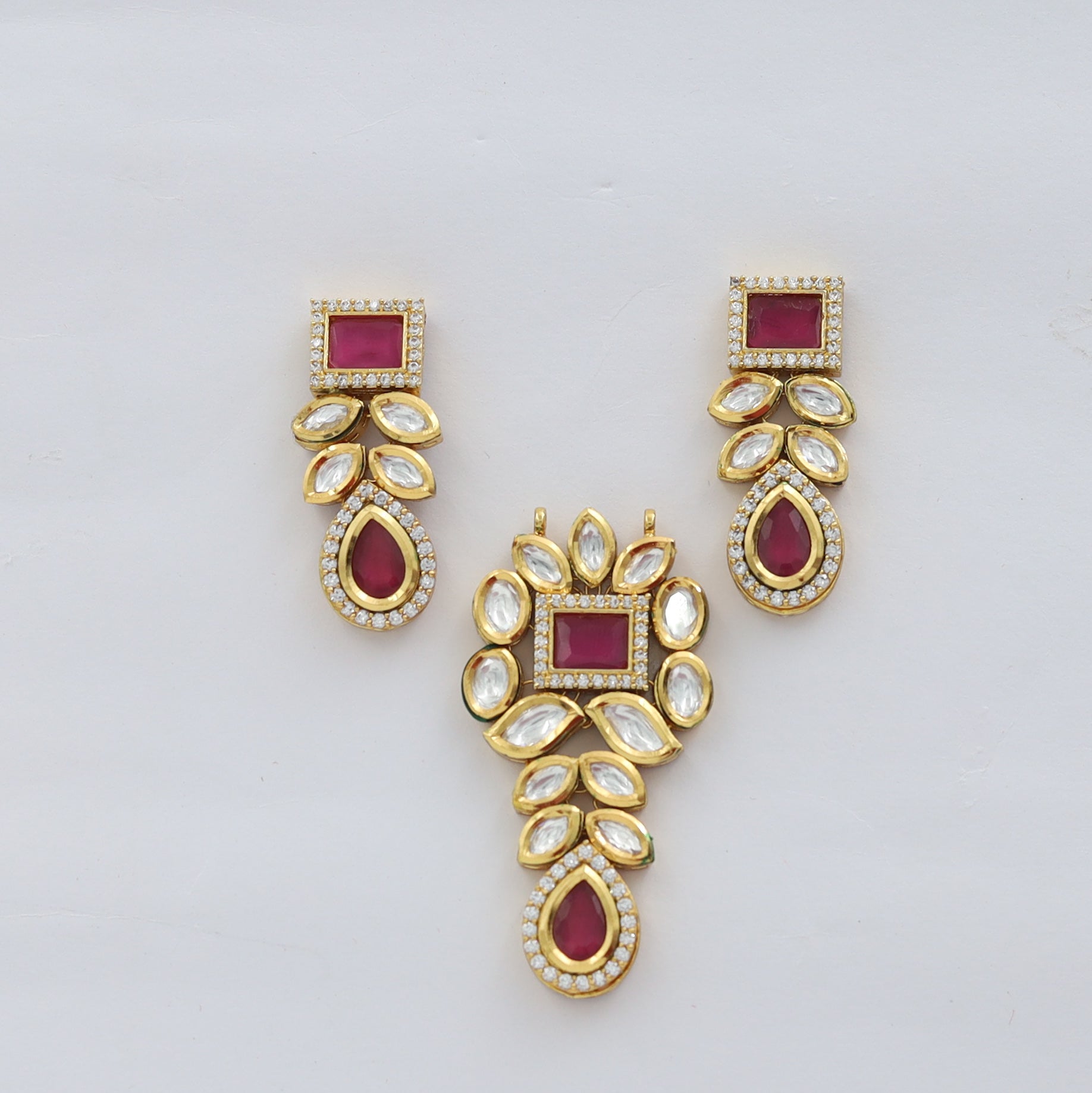 Medium Kundan Pendant Set 7822-21