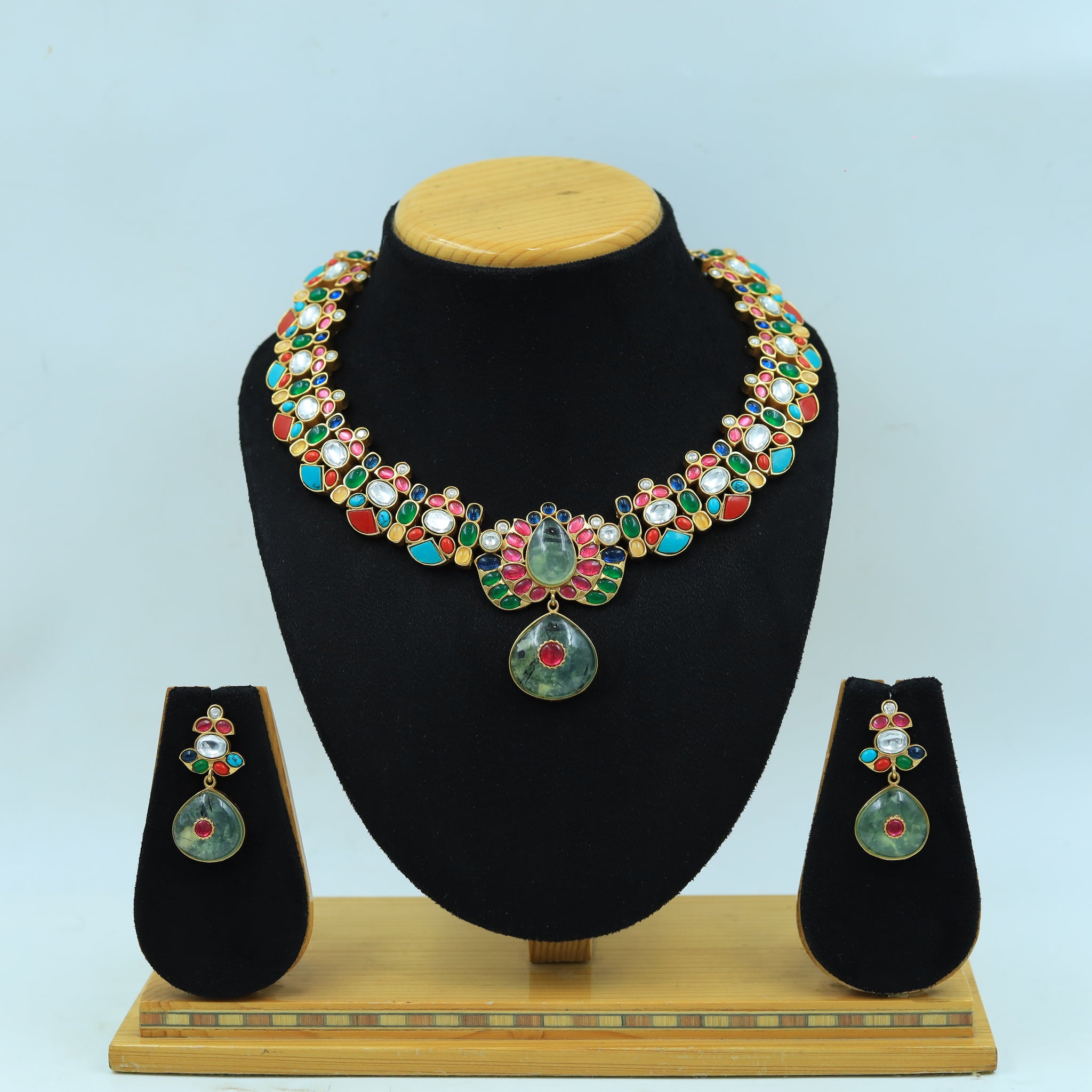 Sabyasachi Inspired Round Neck Kundan Necklace Set 16056-87