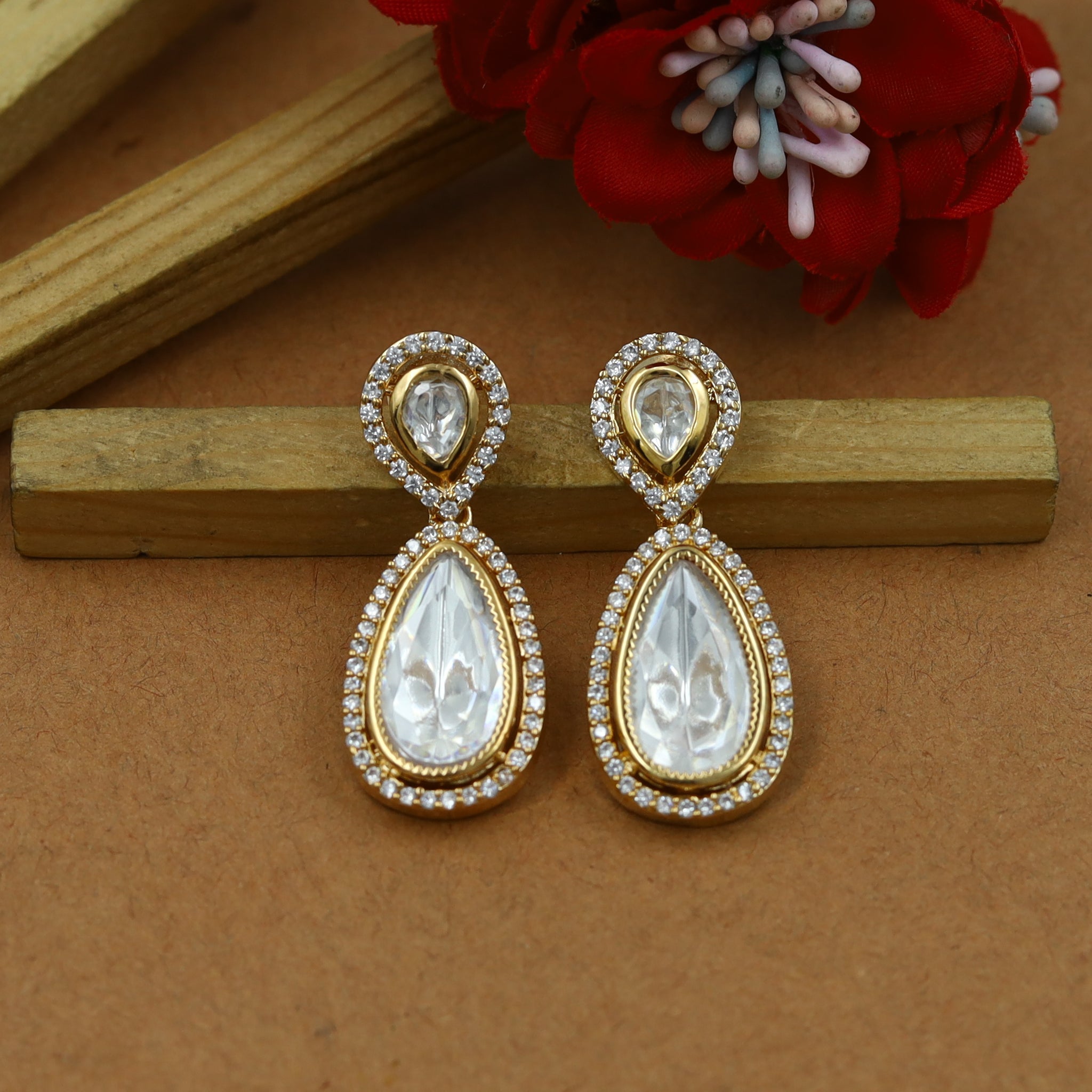 Light Earring Kundan Earring 15234-68