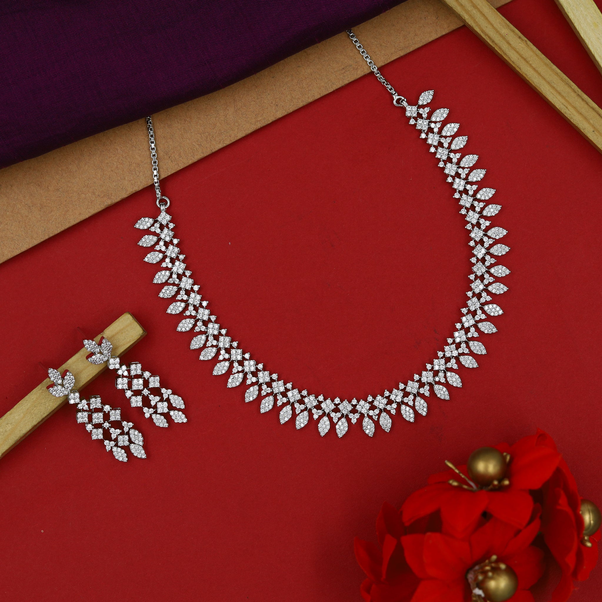 Round Neck Zircon/AD Necklace Set 15344-69