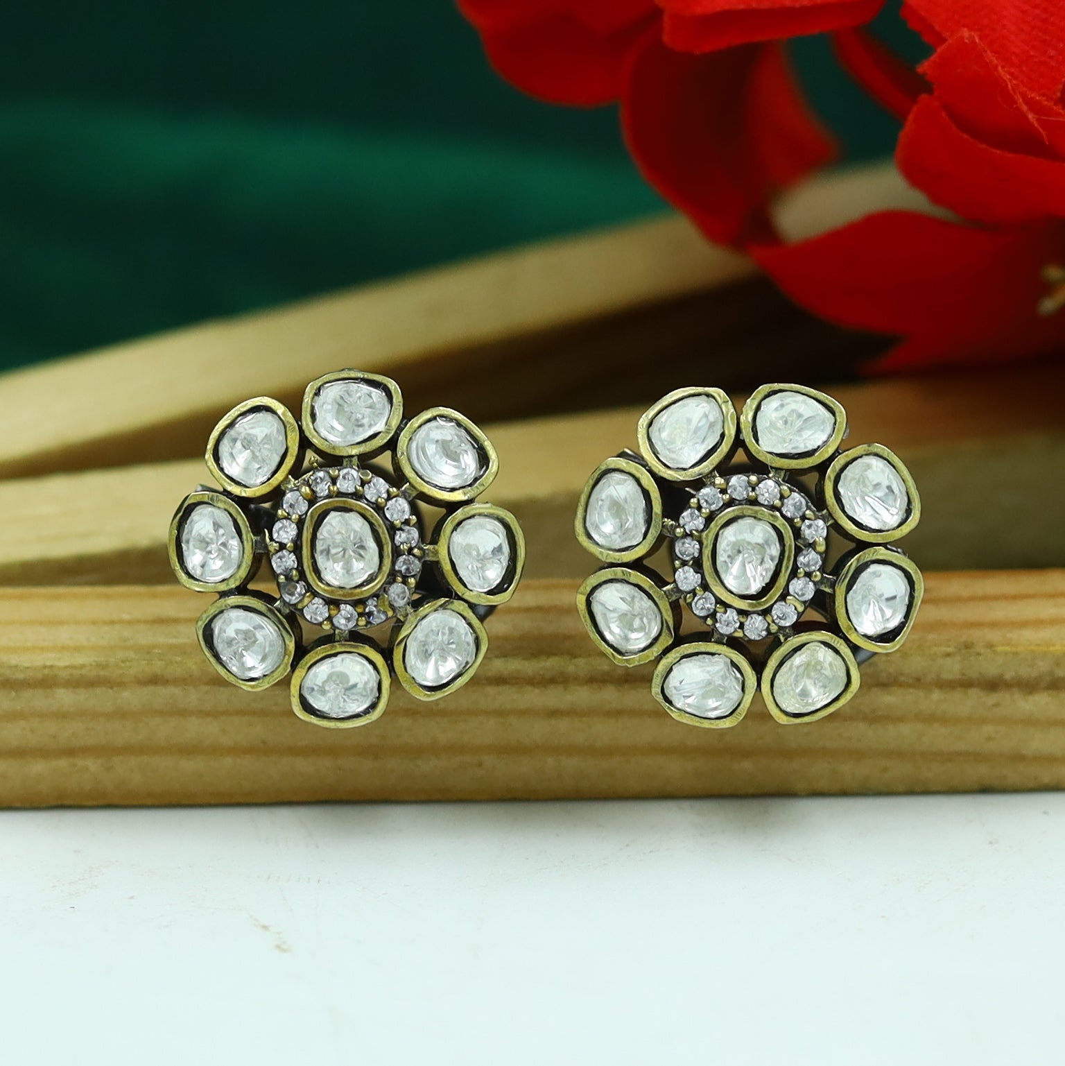 Tops/Studs Kundan Earring 15482-42